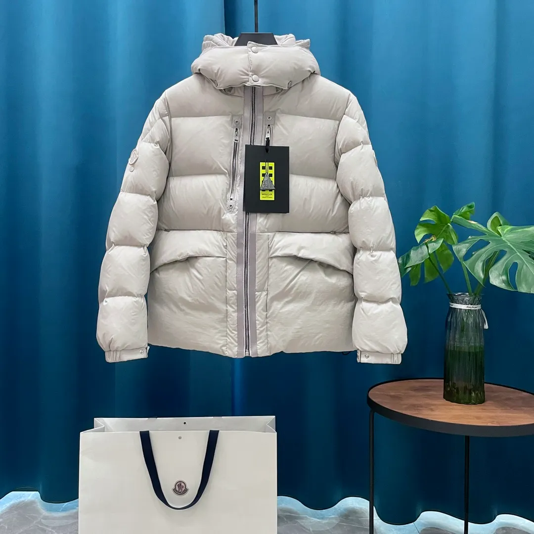 P900 Moncler Meng Mouth Genius Designer Series, 𝐌𝐨𝐧𝐜𝐥 𝐗 𝟏𝟎𝟏𝟕 𝐀𝐋𝐘𝐗 𝟗𝐒𝐌 co-branded down; all celebrities have the same style. A favorite among amateurs, a dark horse among down.