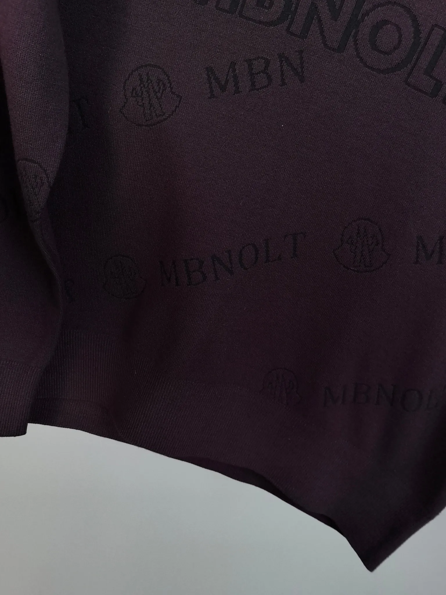 P440 MONCLER 2025 new knitted crew neck sweater, technical wool blended fabric, soft and comfortable, comfortable and breathable upper body, skin-friendly and non-irritating, unique design style, whether worn alone or matched, it is a versatile item, highlighting the personality of young people, extremely high-grade, and handsome upper body! Size: M-3XL