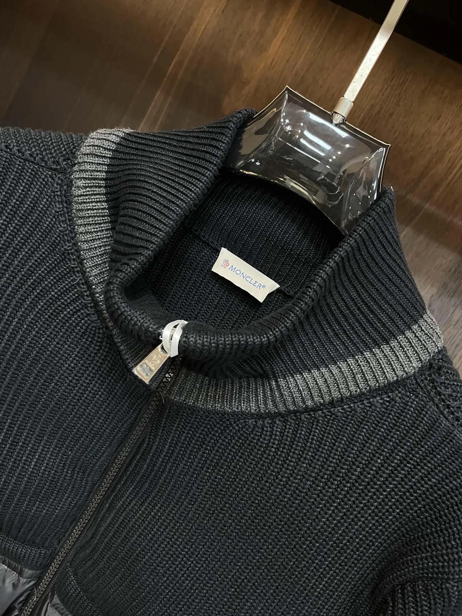 P680 Guangzhou high version Moncler Moncler knitted down solid color connecting zipper double pocket jacket thin coat black military green S M L XL