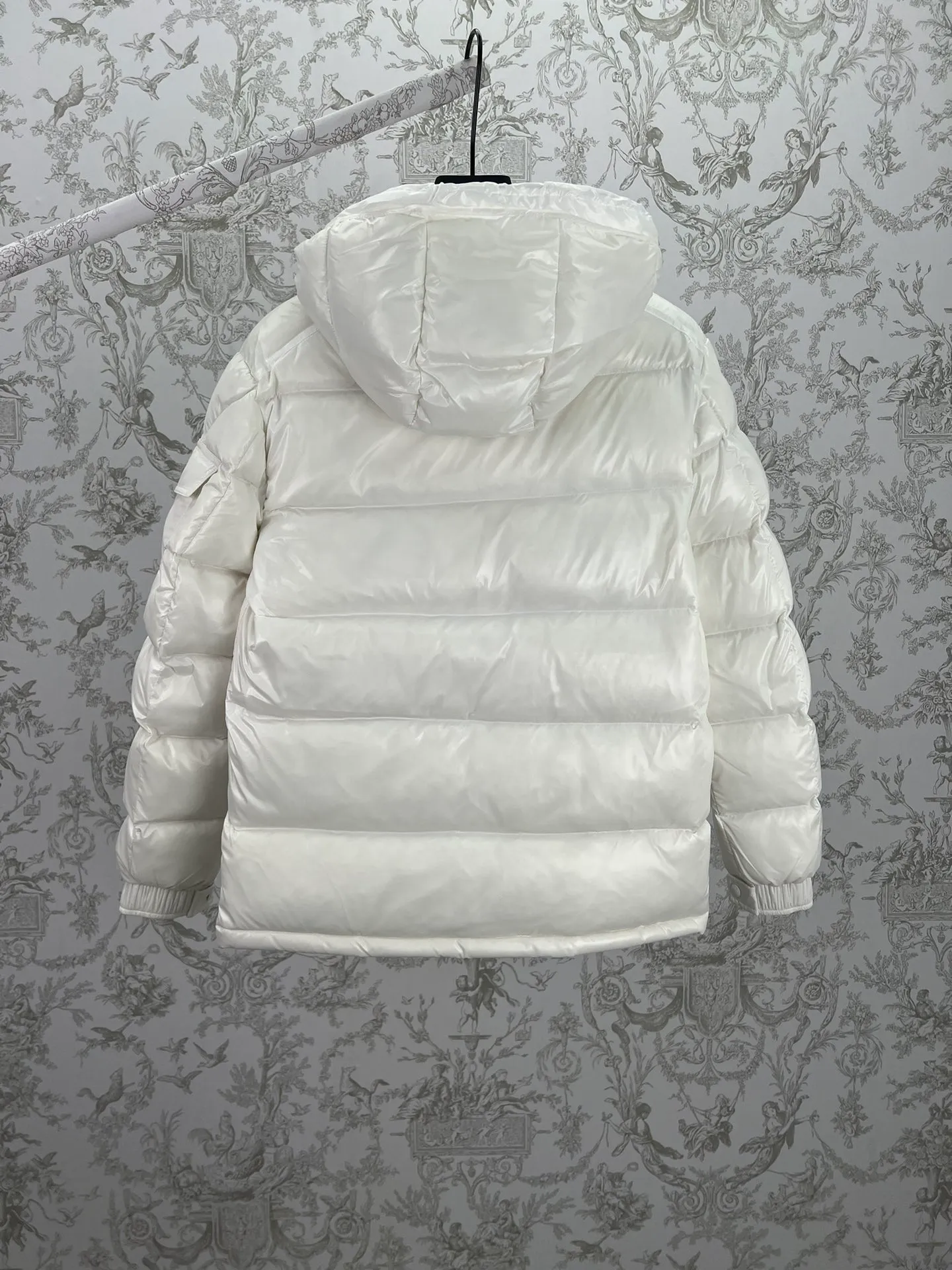 P870 25ss new Maya series Moncler Maya Hooded Short Down Jacket solid color detachable hood zipper short long-sleeved down jacket high version code number: 1.2.3.4.5.