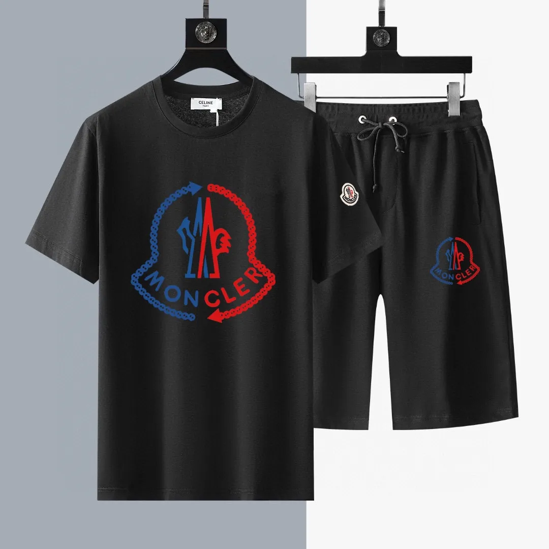P280 Brand [MONCLER] 2025 new men’s short-sleeved shorts suit! Synchronous sales on the official website! High-end version on the market! It feels delicate and soft! Make you more comfortable to wear! The draped silhouette is awesome! Size: M-5XL (please state your height and weight when placing an order)
