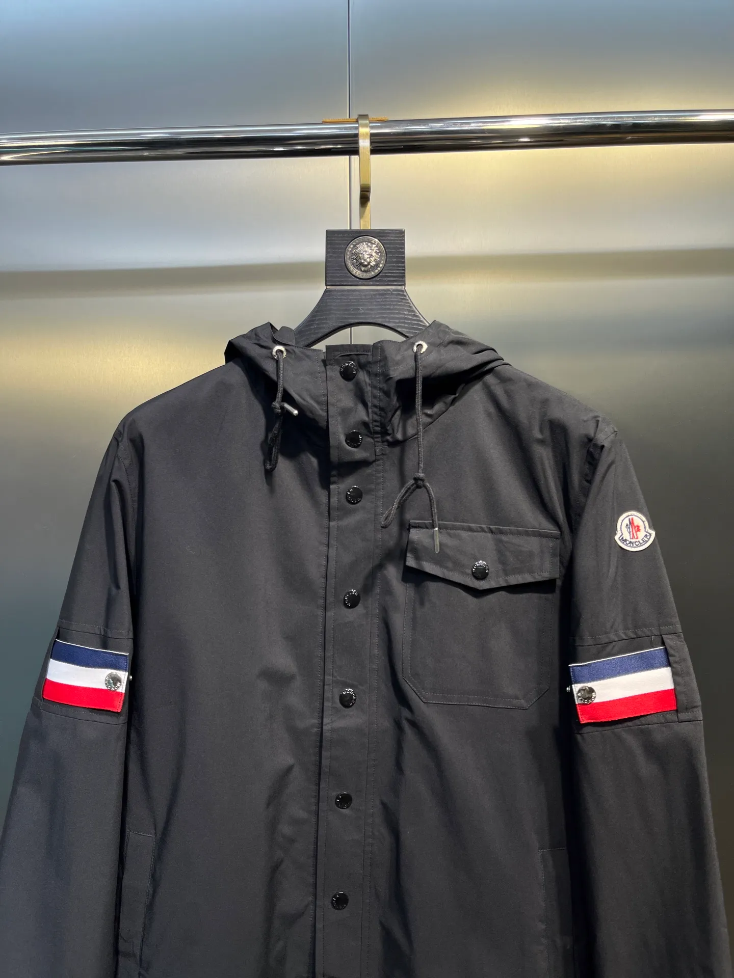 P620 moncler 🌟 2025 autumn latest product, fashionable casual jacket, available at the same time, original order, imported original fabric, excellent comfort, top printing technology letter pattern logo, extremely high grade, calm and versatile, handsome and stylish upper body size: m-xxxl