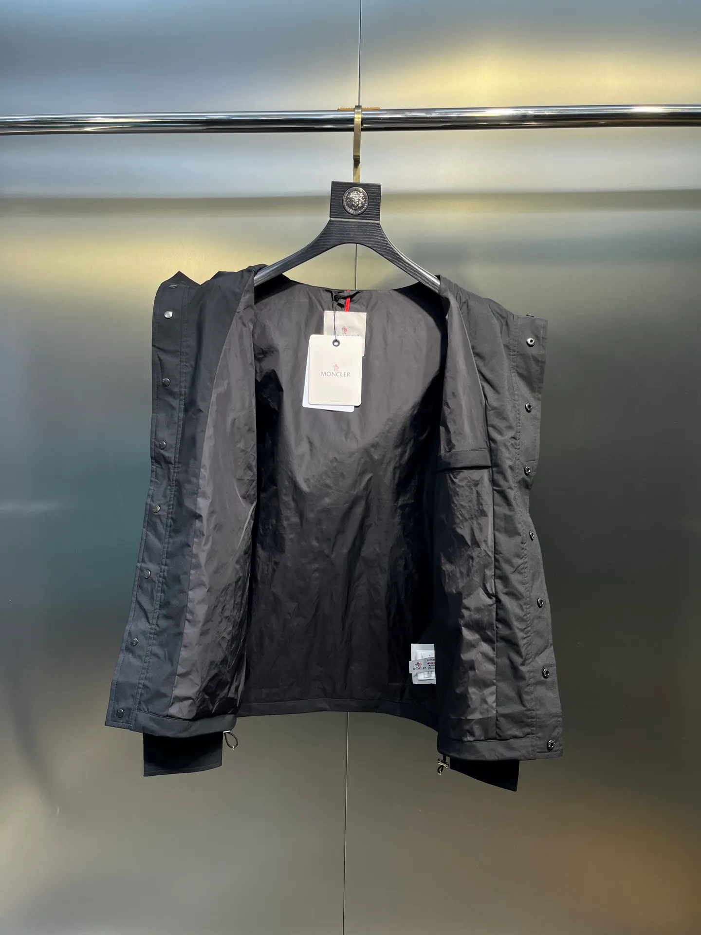 P620 moncler 🌟 2025 autumn latest product, fashionable casual jacket, available at the same time, original order, imported original fabric, excellent comfort, top printing technology letter pattern logo, extremely high grade, calm and versatile, handsome and stylish upper body size: m-xxxl