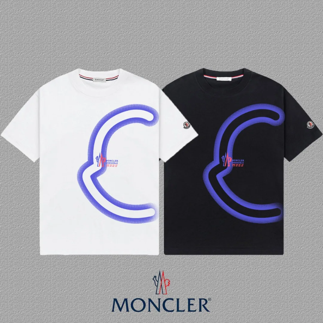 P140 🔥[MONCLER] 2025FW short-sleeved T-shirt, badge + LOGO printing, high-end 26s double yarn 300g fabric, heavy fabric, custom stretcher rib, same vat and dye, complete three standards, same style for men and women, color: black, white, size: S M L XL 2XL