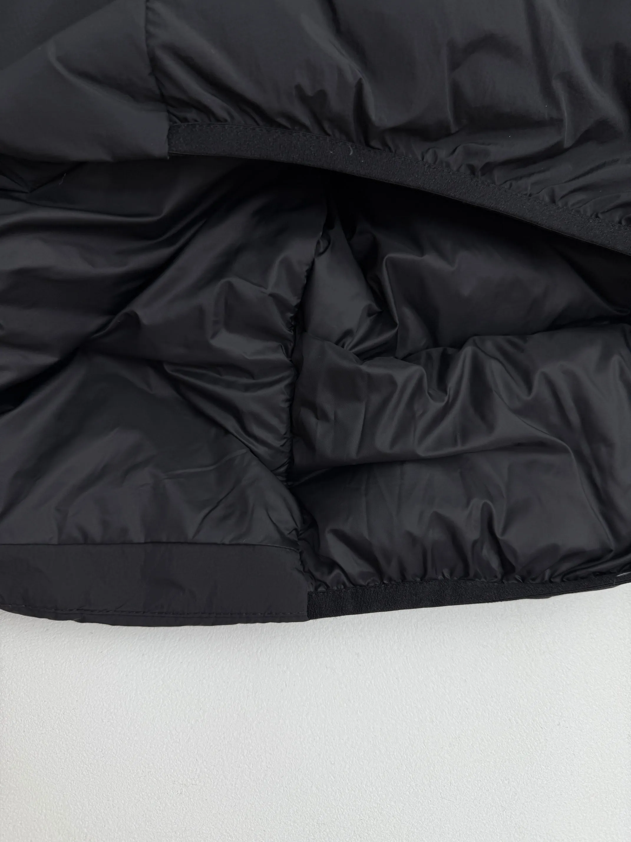 P700 Moncler masked Guersac series twill quilted hooded down vest 1/2/3/4