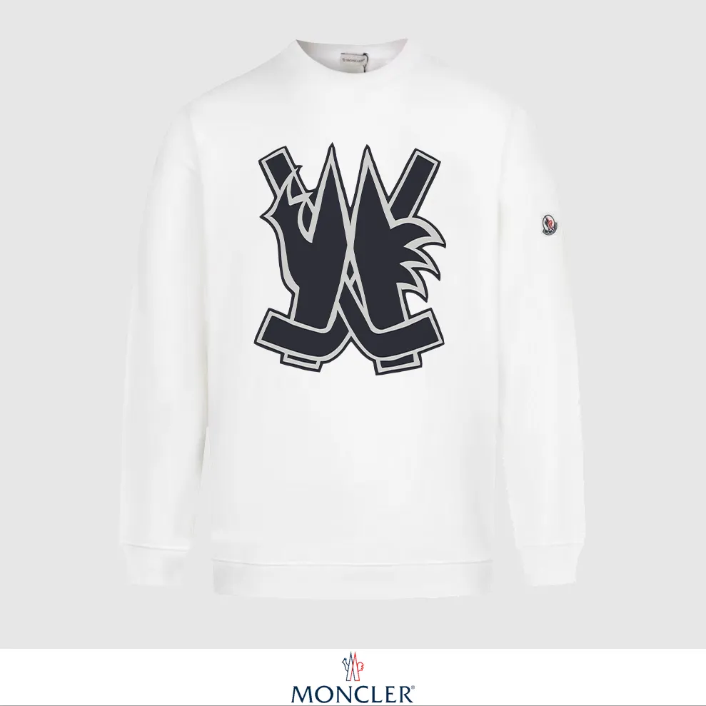 P240 Recommend the most popular Moncler masked 380g printed terry crew neck sweatshirt. Breathable pure cotton fabric. The texture is very soft and comfortable. No shrinkage, no deformation, no pilling). Original customized accessories. Collar label. Wash mark. Hang tag. Packaging (perfect details). Color: White. Black. Size: XS S M L.