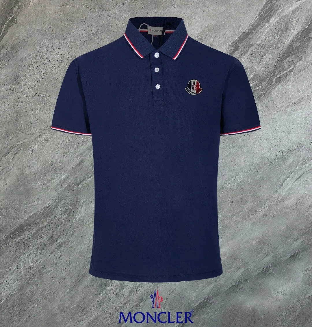 P190 Complete with three standards] MONCLER~ MONCLER 2024 summer new high-quality lapel short-sleeved POLO shirt, counter-customized fabric, high breathability and comfort, impeccable details, brand element design concept, reflecting high quality. It feels delicate and soft! It presents a casual cut and the upper body shape is great! The chest is filled with three-dimensional embroidery of the brand LOGO to highlight quality and luxury. Color: black/white Size: M~3XL