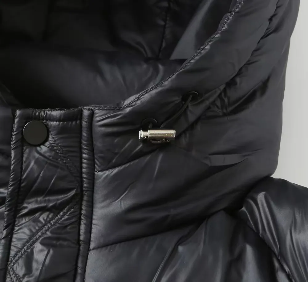 P840 MONCLER/Mask "Official website's same classic double patchwork embroidered small label splicing pocket" Hooded down jacket - Fabric: National standard 90 white duck down jacket, made of polyester fiber fabric. Comfortable and warm, perfect appearance, good bulk recovery after compression, heat-containing warmth, complete three standards, original fabric, official same style, different from ordinary version on the market - Color: black - Size: M L XL XXL XXL XXXL - Purchase the original mold and create it with a full set of customized accessories. Details determine success or failure.  - Accessories: The original accessories are complete with one to one and three standards, os off-shoulder version, same style for men and women, official website quality - no gender distinction, same style for men and women