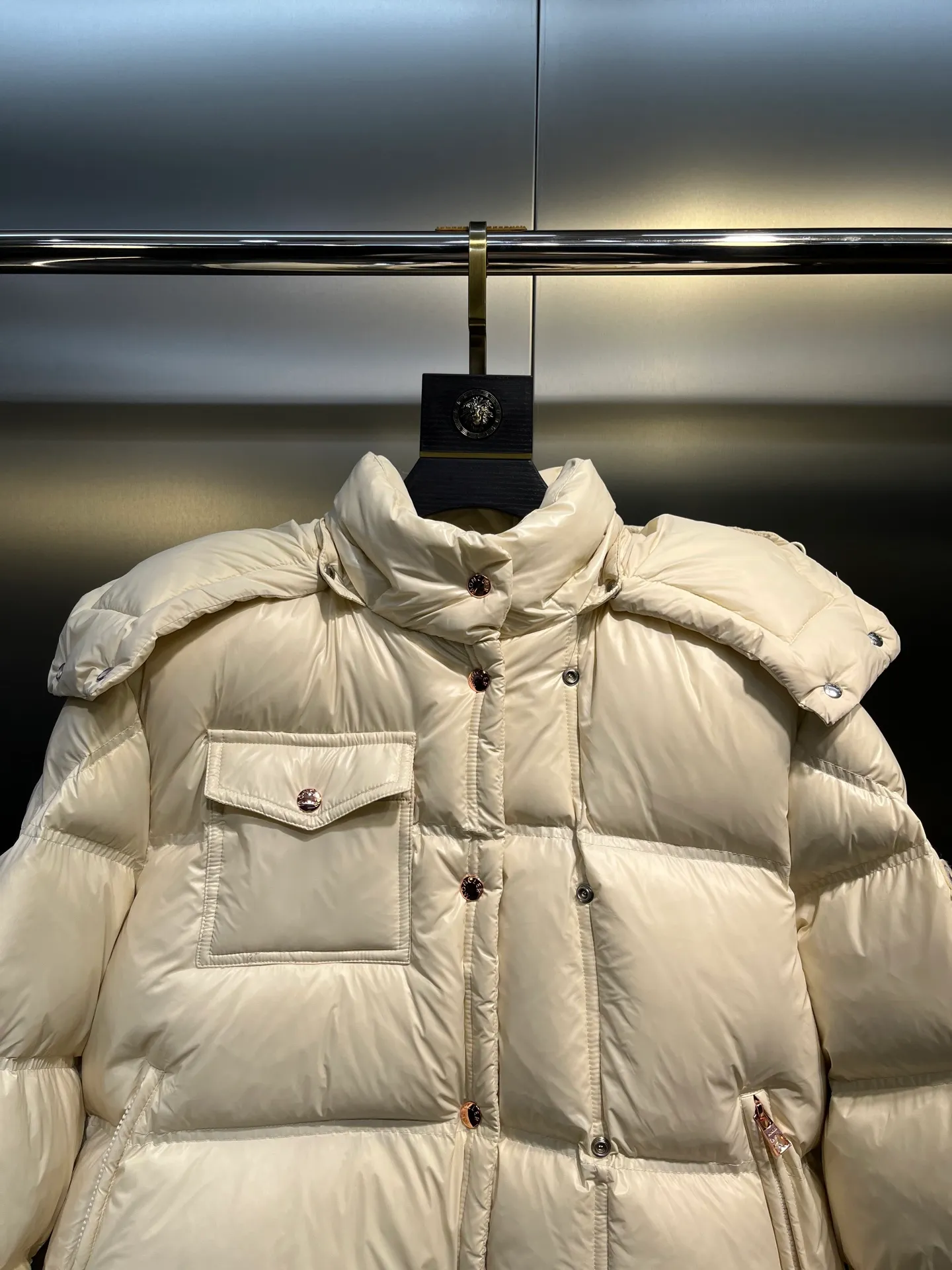 P880 Moncler🌟Moncler