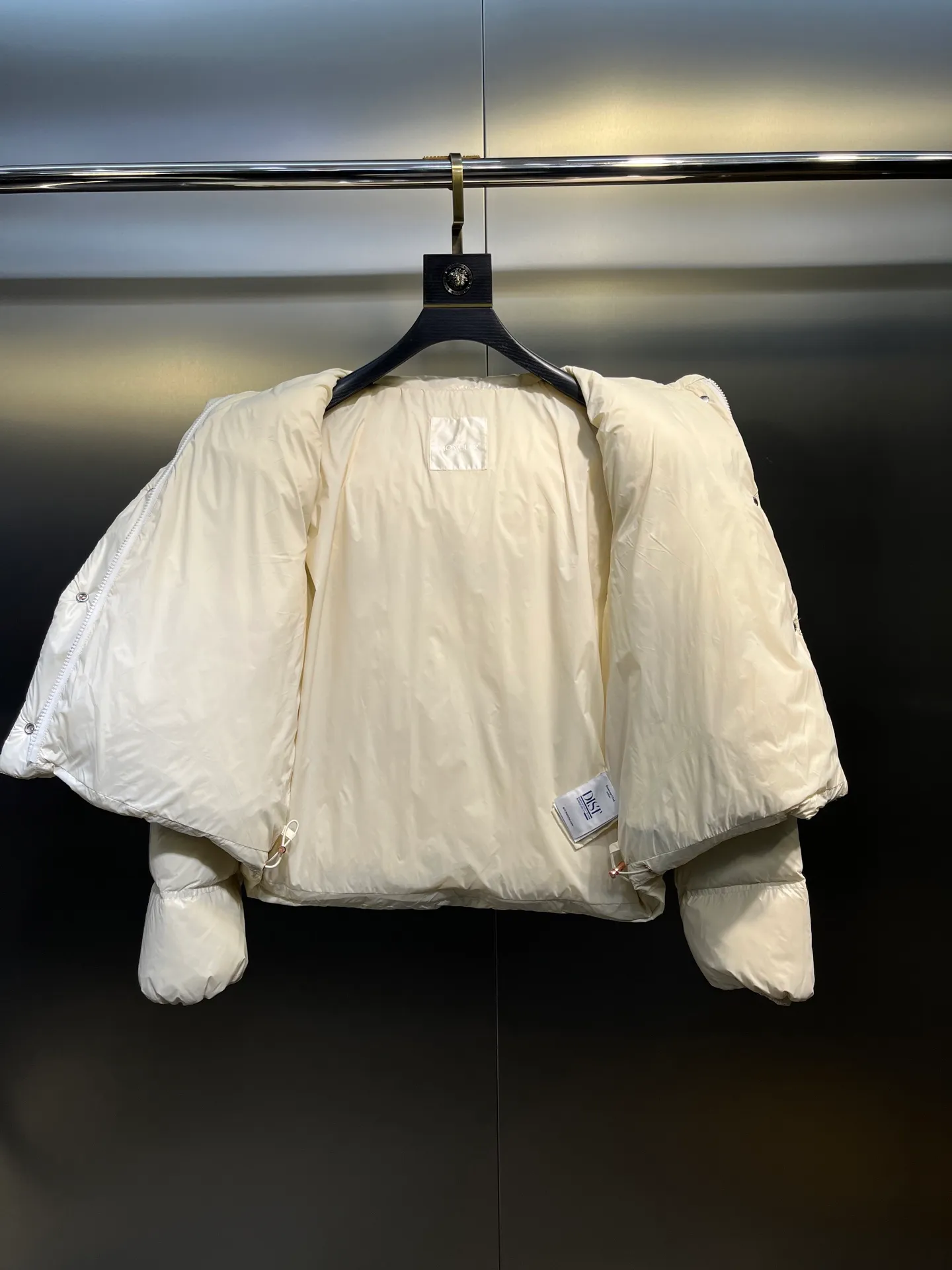 P880 Moncler🌟Moncler