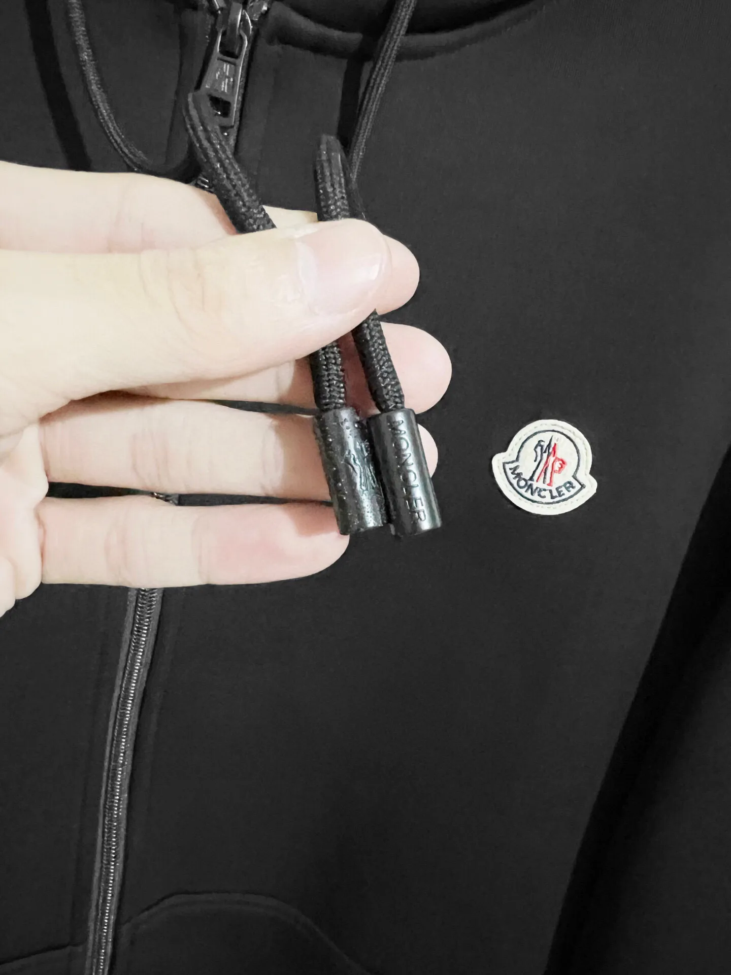 💰Coat 225, trousers 170, thickened air cotton🔥 Recommended hot items for foreign trade orders - Moncler's official website is synchronized with the new thickened air cotton casual jacket - using exclusively customized imported 480g air layer fabric, extremely comfortable upper body, complete custom accessories, exclusive quality differentiated currency, welcome to compare -Color: black sapphire blue -Size: M L XL XXL
