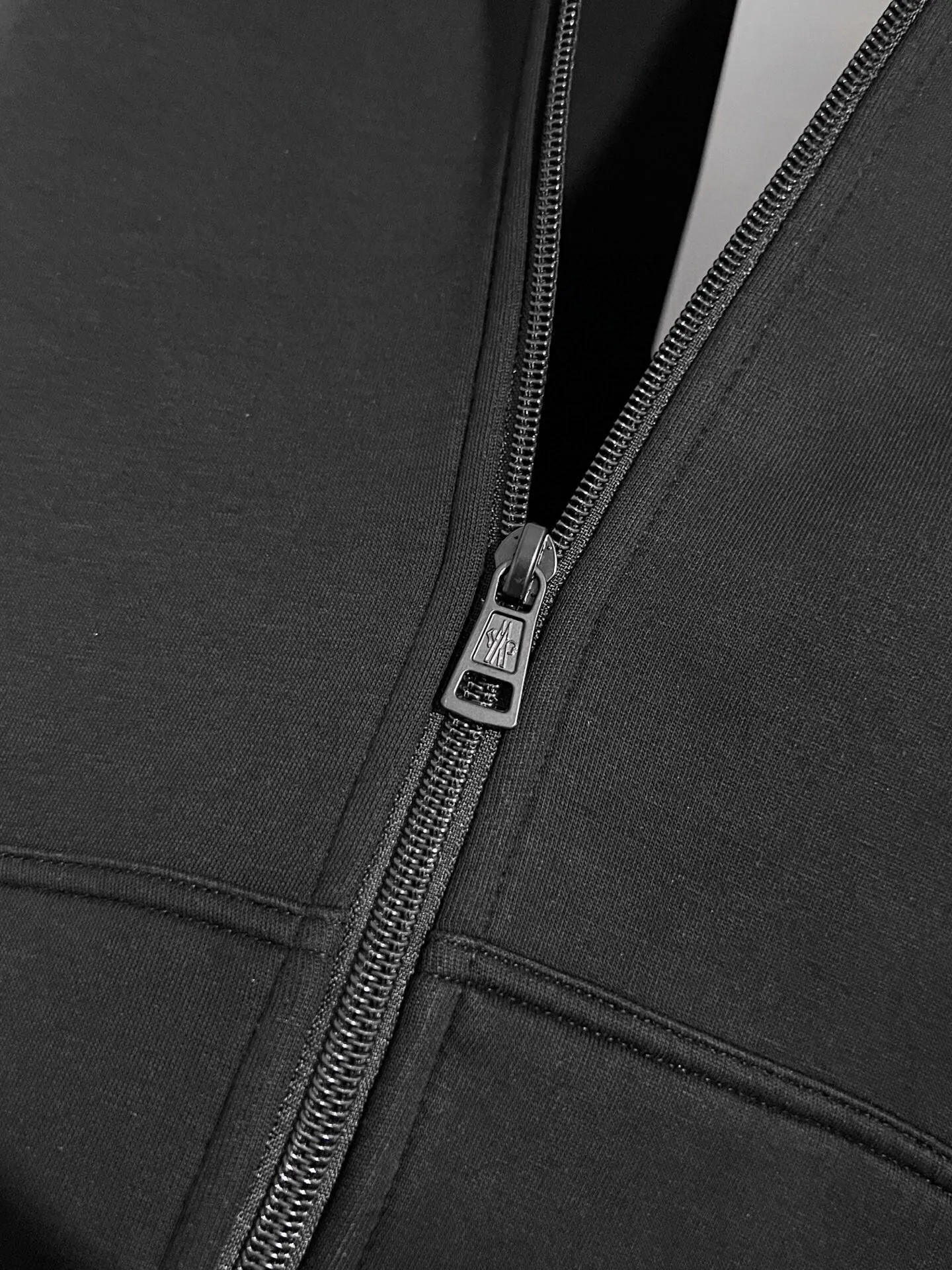💰Coat 225, trousers 170, thickened air cotton🔥 Recommended hot items for foreign trade orders - Moncler's official website is synchronized with the new thickened air cotton casual jacket - using exclusively customized imported 480g air layer fabric, extremely comfortable upper body, complete custom accessories, exclusive quality differentiated currency, welcome to compare -Color: black sapphire blue -Size: M L XL XXL