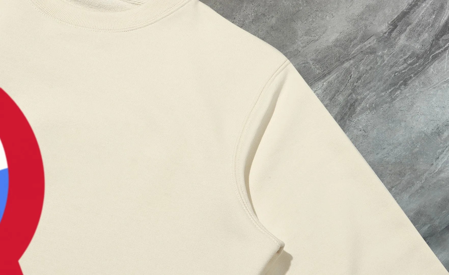 P210 High-version sweatshirt) [Long-term stock] 〖𝐌𝐎𝐍𝐂𝐋𝐄𝐑~Mask〗 Made of 440g heavy-weight fabric. It is different from the market currency. It can be matched with any variety and is properly handsome. 😎The whole dress is made of double waistcoats. The double waistcoats make the whole dress more three-dimensional. Not ordinary factories can do such fine work. 2025 Spring runway version of the T stage, on sale at the counter, round neck terry sweatshirt, high-end double-strand pure cotton, custom-made stretch ribs, dyed in the same vat, complete with three standards, matched with exquisite embroidered LOGO on the chest, simple and advanced, same style for men and women. Color: black, apricot, white, size: S M L XL 2XL