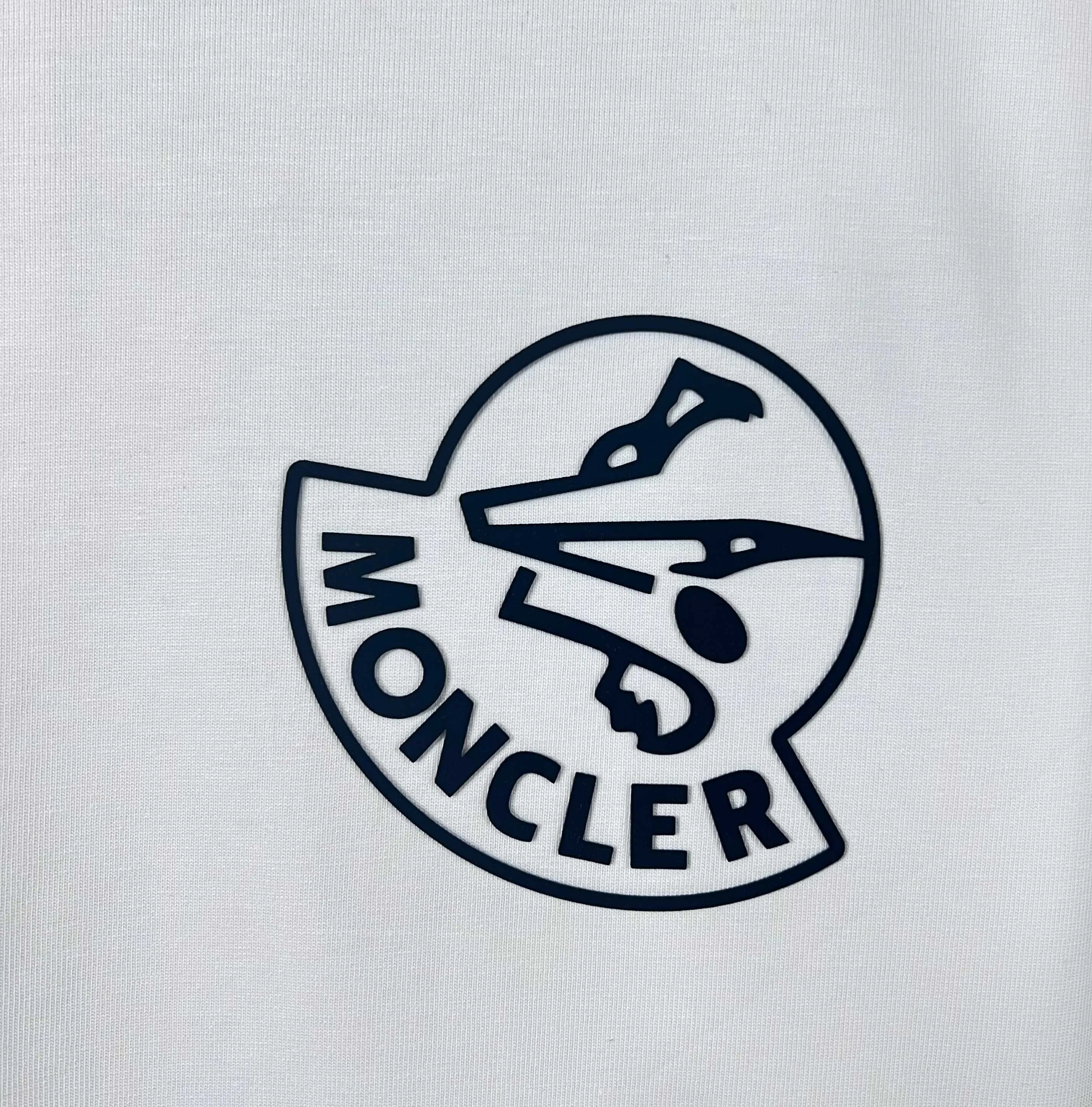 P220 (Next day shipping) MONCLER/Mousse 2025Fw new autumn and winter style 400g pullover round neck long-sleeved sweatshirt Three-dimensional offset letter logo Embossed technology Same style for men and women Brand classic Pure cotton fabric Official synchronization High version High quality Fashion personality Versatile trend Pure original quality Original fabric Hang tag Collar label Washed wheat Three complete labels Color: Black. White. Size: S-XL
