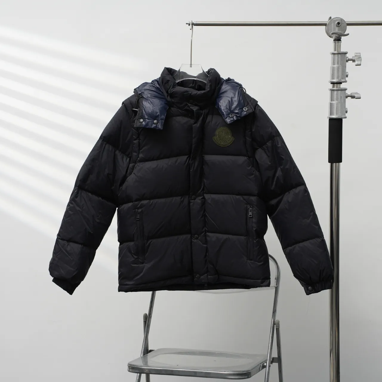 P820 ​​MONCLER丨Muzzled two-in-one detachable sleeves hooded down jacket (sleeves can be removed to make a vest to wear alone) Color: dark blue Size: 1-5