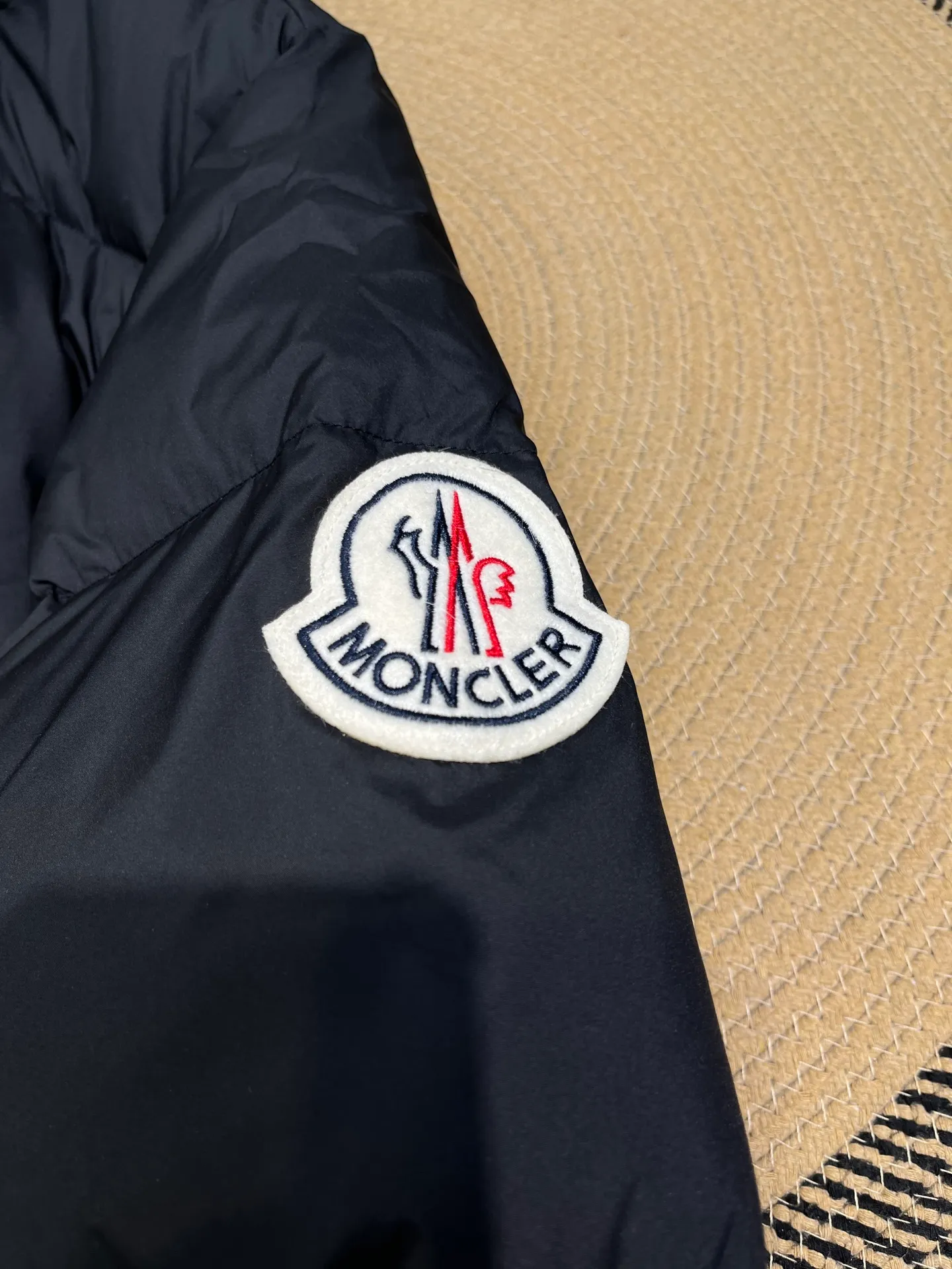 P1120 moncler🌟 Meng Mouth Exclusive Hot Style 2025 Autumn and Winter New Long Down Jacket Original Customized Hardware Accessories All Imported Original Customization Welcome to Compare Absolutely High Quality Made of Top-grade 90 White Duck Down Super Soft Filled with Fluffy and Full Super Heavy Workmanship Fabrics with Excellent Workmanship Perfect Version Note The Fabric is Super Comfortable Exclusive Model Non-Market Goods Uniform Sizes for Men and Women Size: 12345