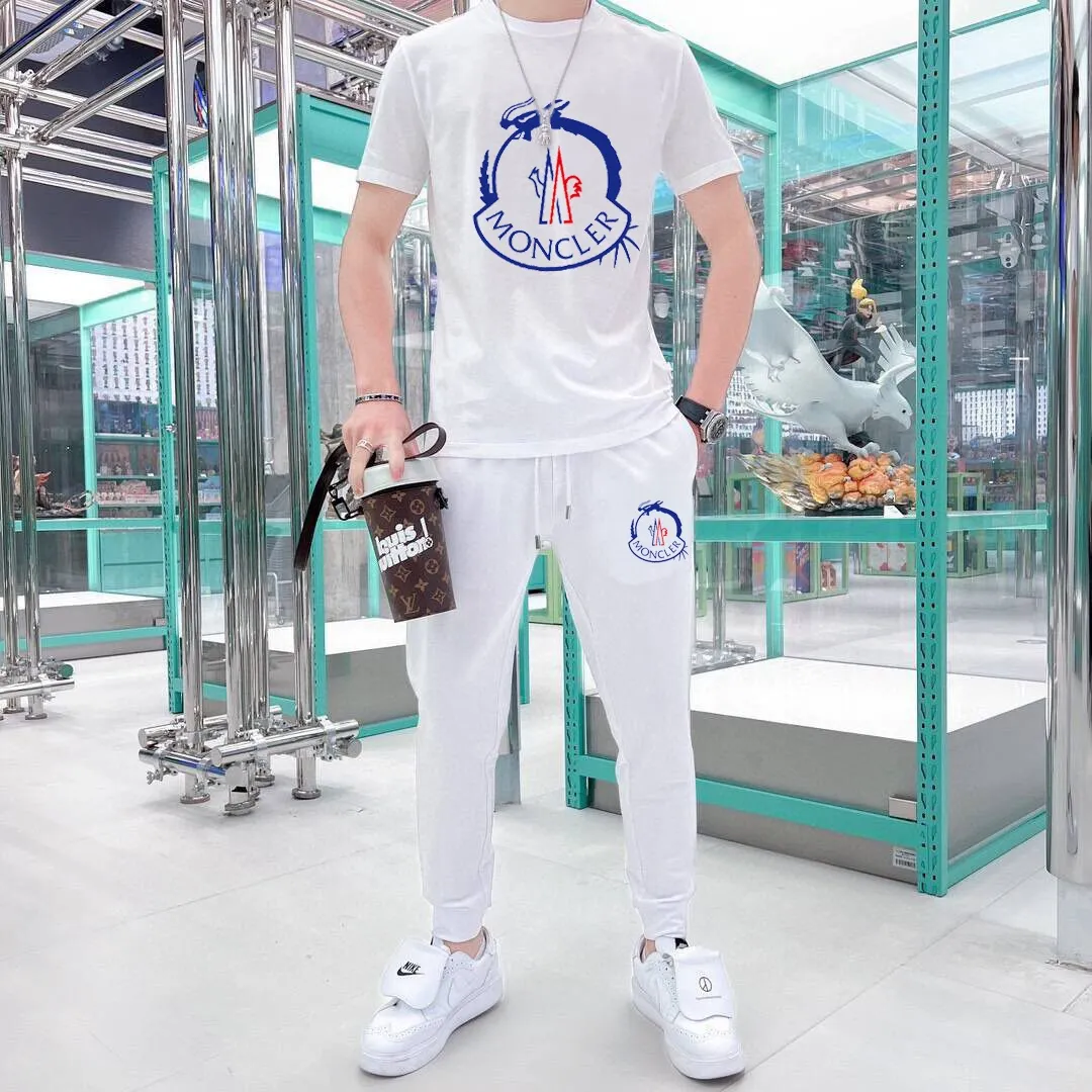 P330 💰【MONCLER】(Fat Man's Gospel) The same style as the 2025 official website. World-renowned luxury brand. Summer men's (double mercerized) high-quality 🐂 suit. It is made of imported original single fabrics. It is a trendy style of the season and a versatile hit. Simple and elegant, precise workmanship allows you to be at the top of fashion. Size: M-5XL (can be worn up to 220 pounds)