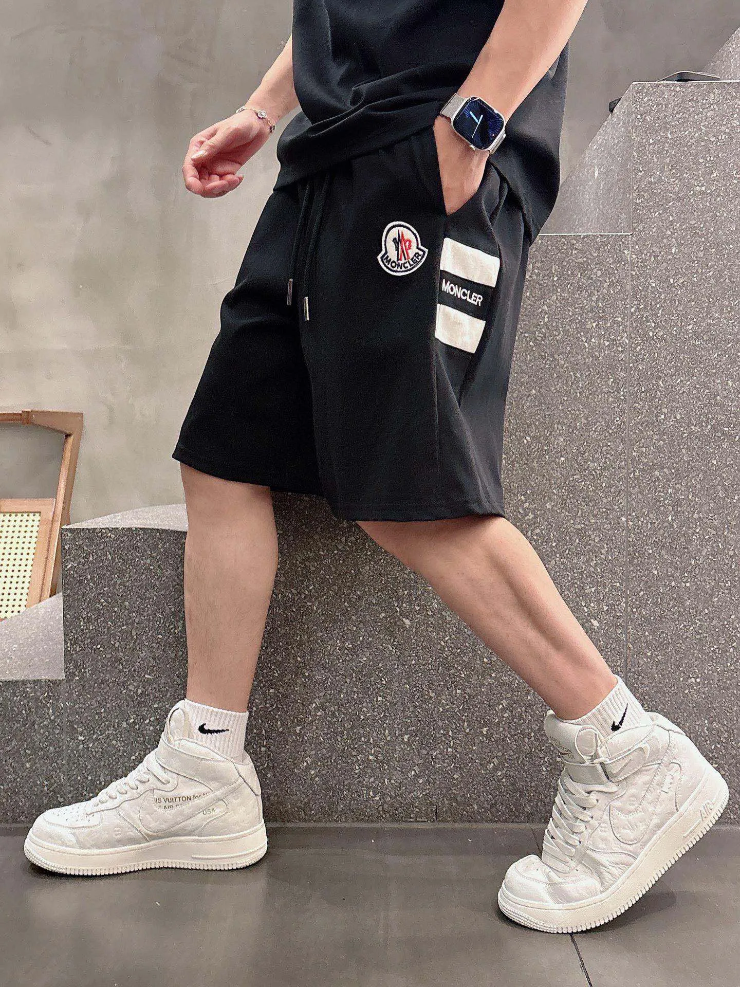 P570 Brand [MONCLER Mouth Covered] 2025 round neck short-sleeved shorts suit. The pure cotton fabric upper body will not be stuffy, the smooth and comfortable skin-friendly effect is more breathable, the fabric has its own texture, classic logo technology, a new interpretation from a unique angle, fashionable and versatile choice! Size: M-3XL (maximum wear: 190 pounds)