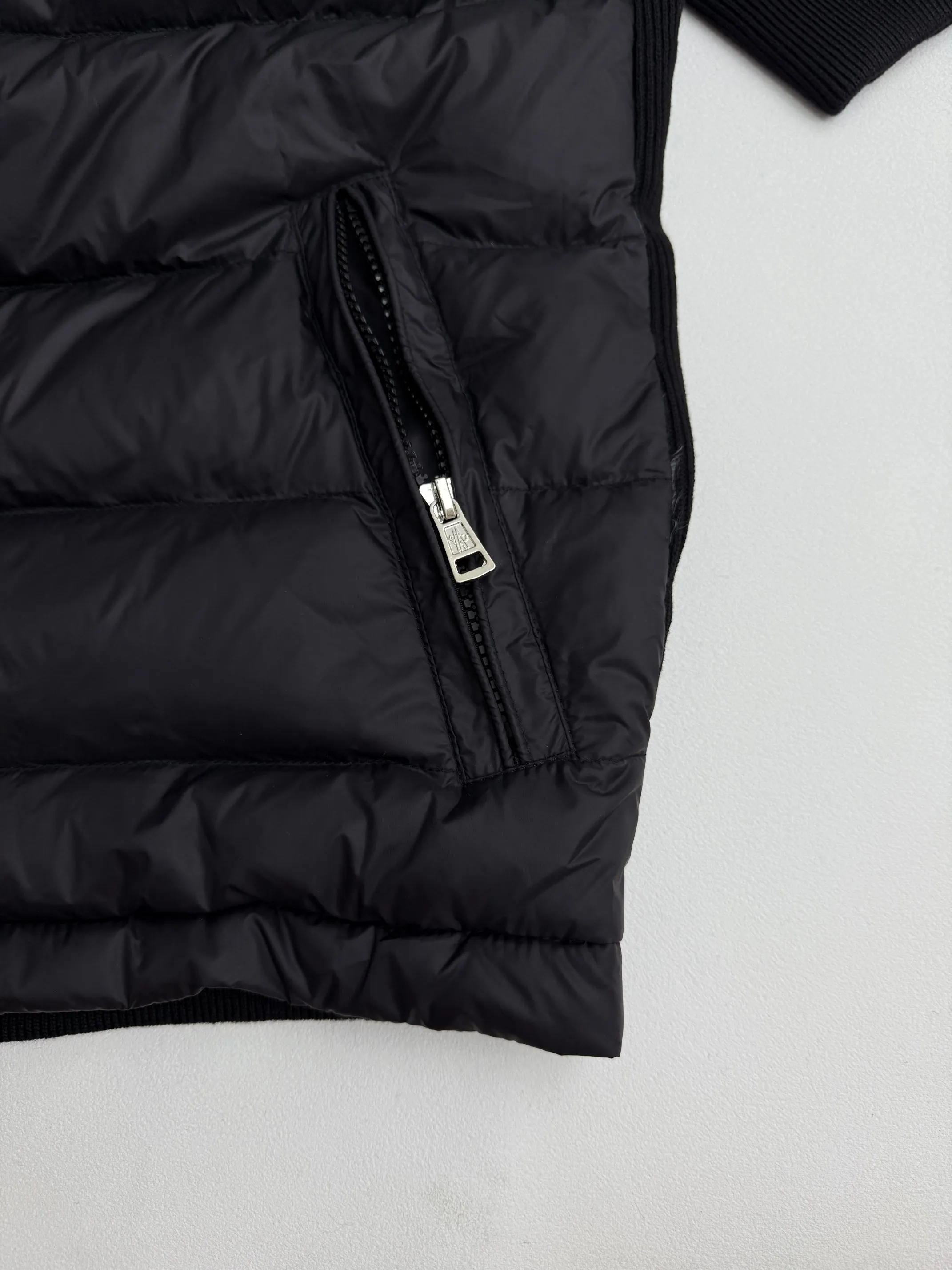 P690 Moncler wool knitted patchwork hooded down jacket 0/1/2/3/4