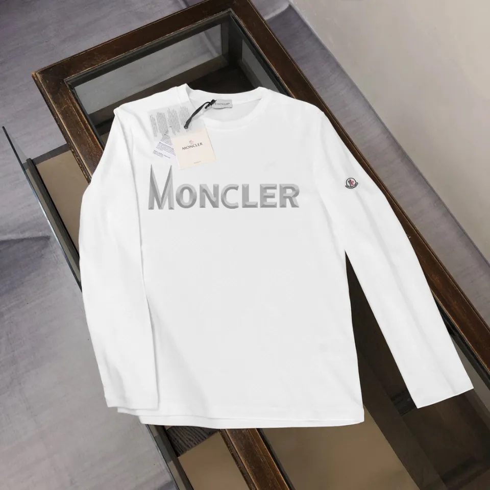 P180, a non-off-the-shelf model, you can trust it. Moncler printed long-sleeved T-shirt, 240g breathable cotton fabric, very soft and comfortable texture, does not shrink, does not deform, does not ball), can be worn alone as a base layer. Original customized accessories, collar label, care mark, hangtag, packaging (perfect details) Color: White Black Size: XS S M L