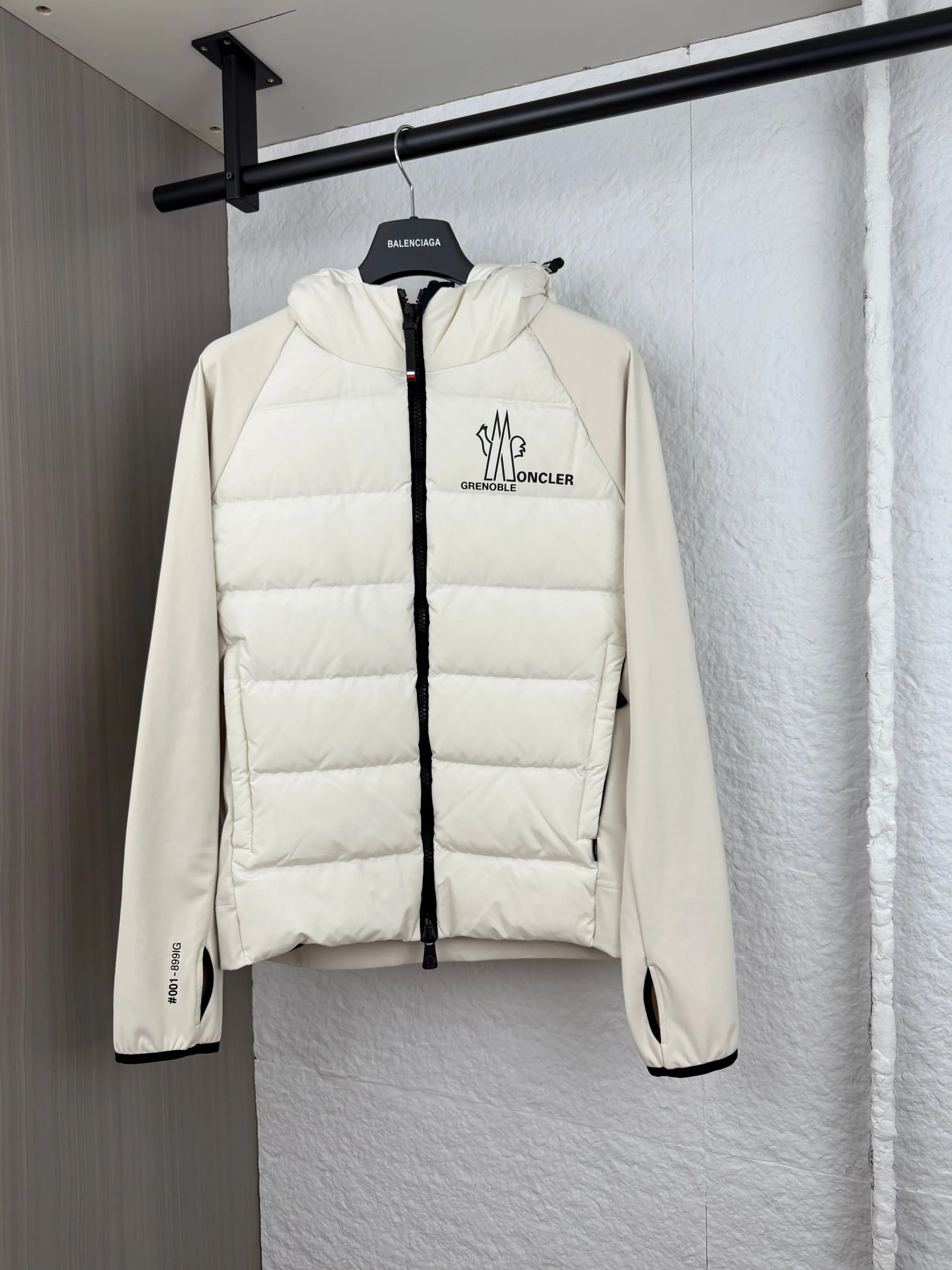 P750 Moncler Mouth Grenoble Maglia Logo Patch Down Jacket S/M/L/XL