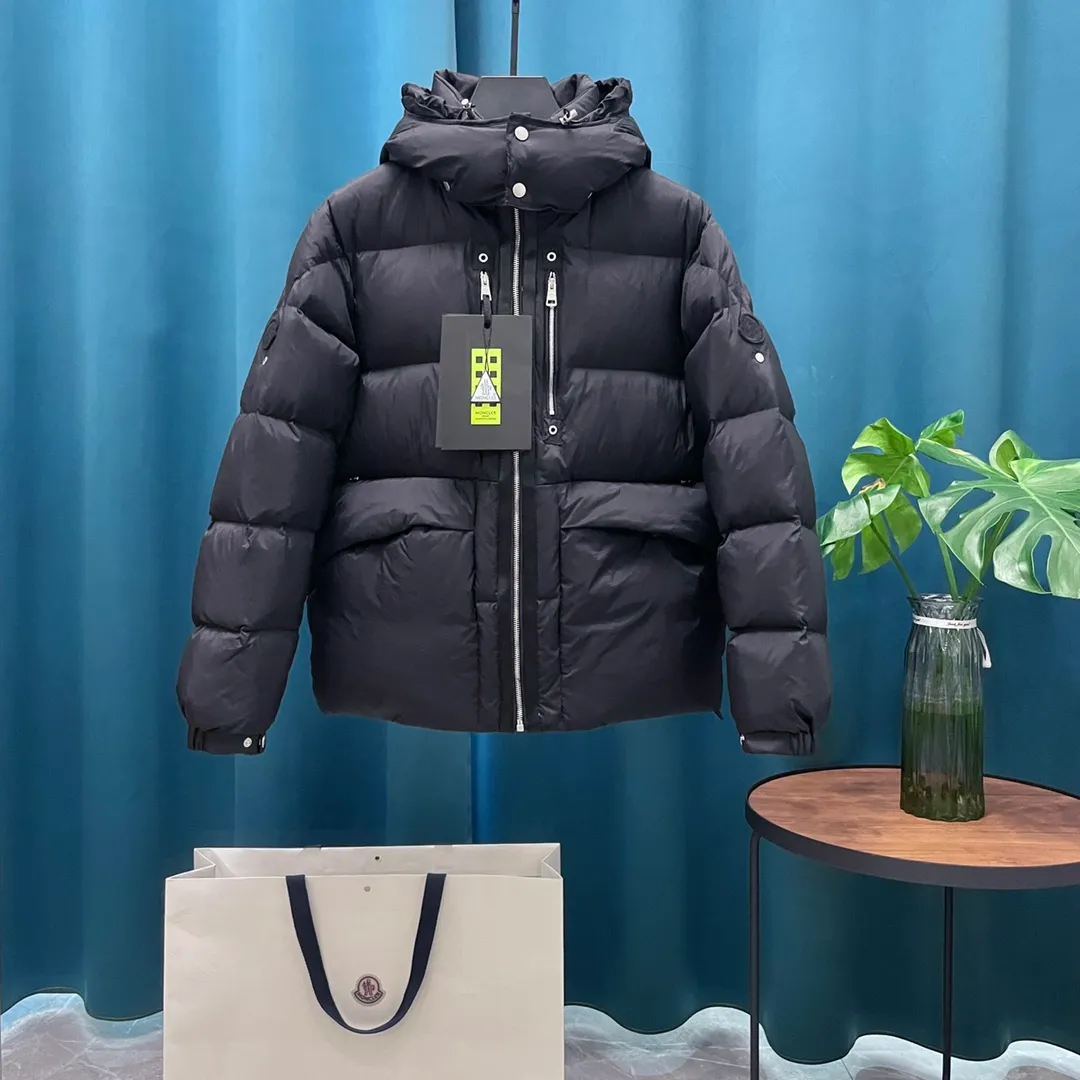 P900 Moncler Meng Mouth Genius Designer Series, 𝐌𝐨𝐧𝐜𝐥 𝐗 𝟏𝟎𝟏𝟕 𝐀𝐋𝐘𝐗 𝟗𝐒𝐌 co-branded down; all celebrities have the same style. A favorite among amateurs, a dark horse among down.