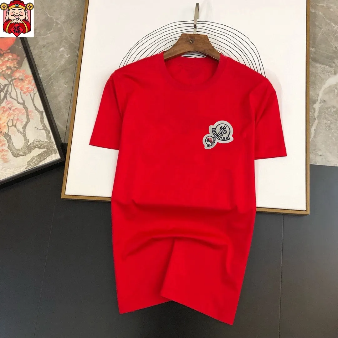 P140 Brand [MONCLER] (Good News for Fat People) original men's casual short-sleeved T-shirt, new product for spring and summer 2025, customized top-notch logo craftsmanship on the chest, matched with the entire details, quality and tailoring design are first-class, customized imported mercerized cotton fabric! Full of style, the color scheme is light and versatile. M-5XL (wear up to 220 pounds)
