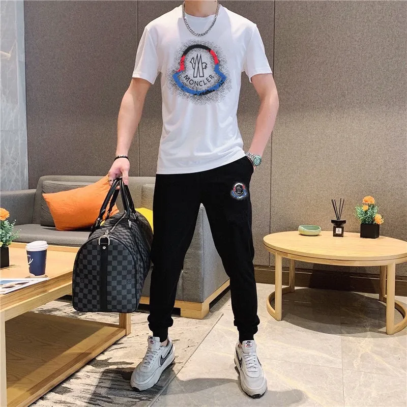 P330 [MONCLER] (Fat Man's Gospel) The same style as the 2025 official website. World-renowned luxury brand. Summer men's (double mercerized) high-quality 🐂 suit. It is made of imported original fabrics. It is a trendy style of the season and a versatile hit. Simple and elegant, precise workmanship allows you to be at the top of fashion. Size: M-5XL (can be worn up to 220 pounds)
