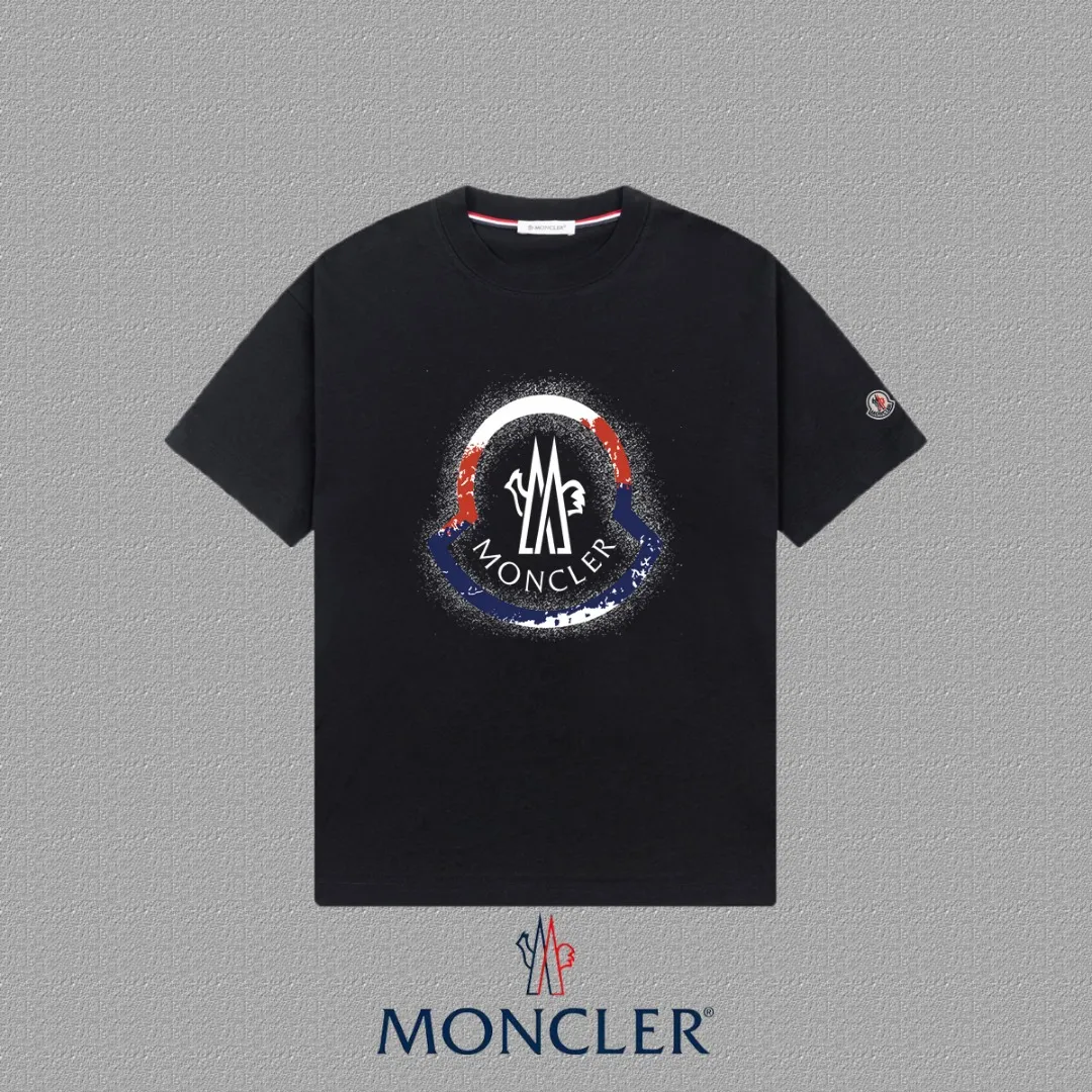 P140 [MONCLER] 2025FW short-sleeved T-shirt with badge + LOGO, high-end 26s double yarn 300g fabric, heavy fabric, custom stretcher rib, same cylinder and dye, complete three standards, same style for men and women, color: black, white, size: S M L XL 2XL