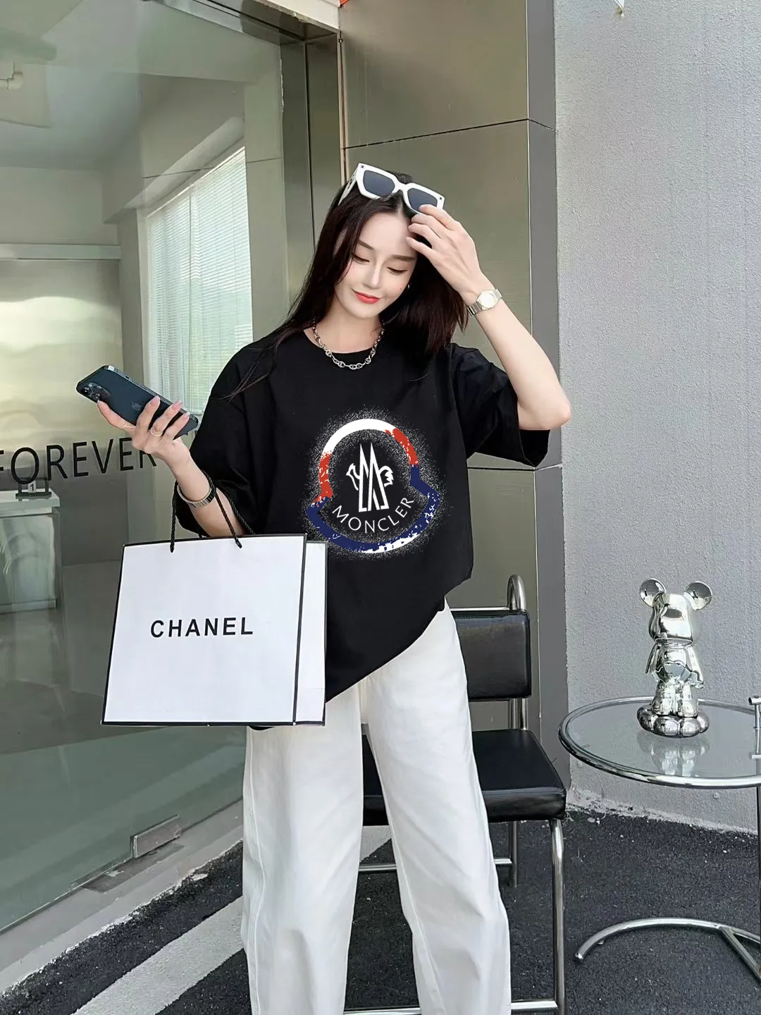 P140 [MONCLER] 2025FW short-sleeved T-shirt with badge + LOGO, high-end 26s double yarn 300g fabric, heavy fabric, custom stretcher rib, same cylinder and dye, complete three standards, same style for men and women, color: black, white, size: S M L XL 2XL