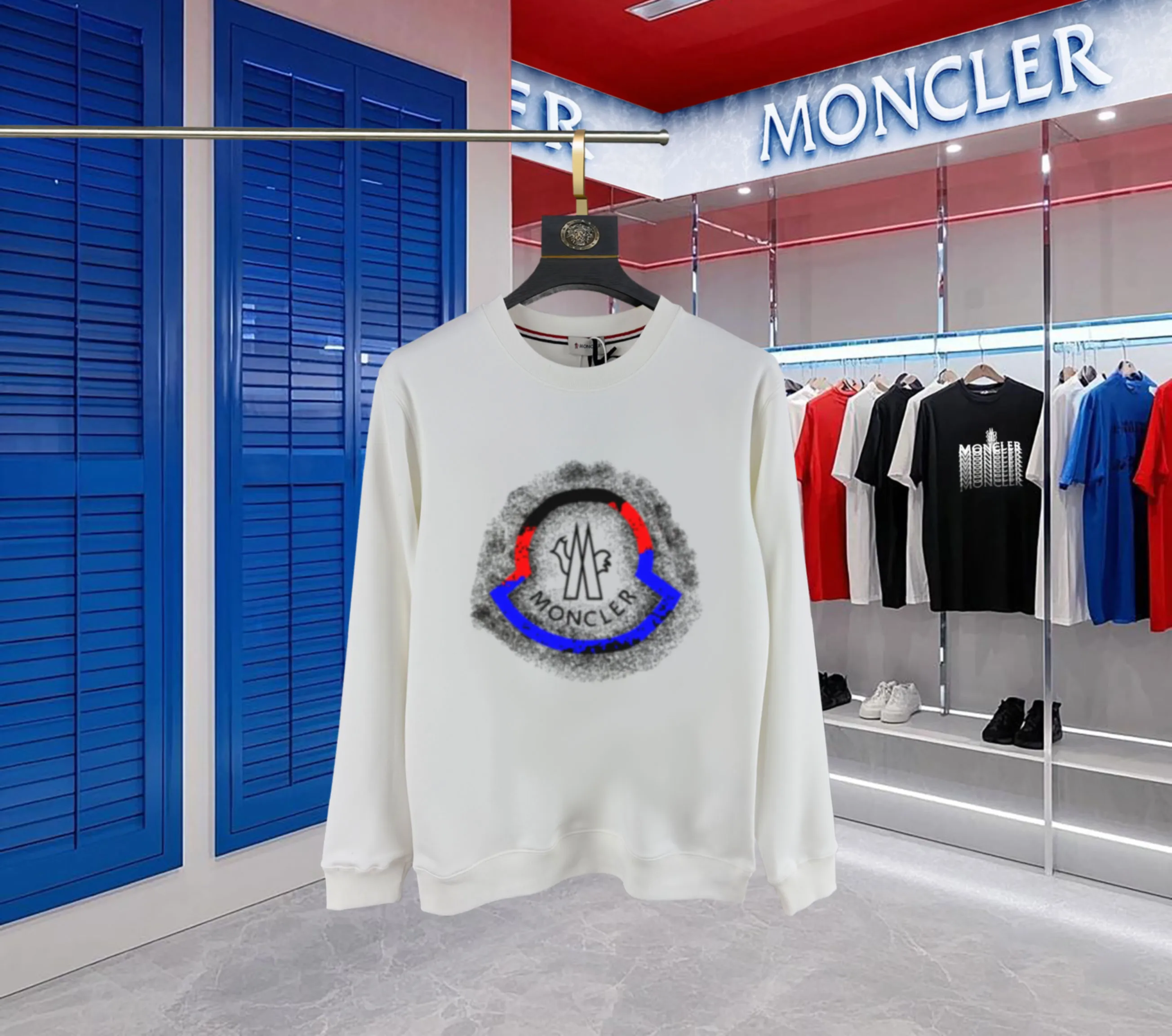 P210 High-version sweatshirt) [Long-term stock] 〖𝐌𝐎𝐍𝐂𝐋𝐄𝐑~Mask〗 Made of 440g heavy-weight fabric. It is different from the market currency. It can be matched with any variety and is properly handsome. 😎The whole dress is made of double waistcoats. The double waistcoats make the whole dress more three-dimensional. Not ordinary factories can do such fine work. 2025 Spring runway version of the T stage, on sale at the counter, round neck terry sweatshirt, high-end double-strand pure cotton, custom-made stretch ribs, dyed in the same vat, complete with three standards, matched with exquisite embroidered LOGO on the chest, simple and advanced, same style for men and women. Color: black, apricot, white, size: S M L XL 2XL