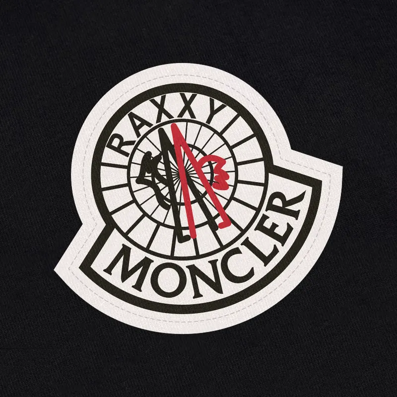 P240 Recommend the most popular Moncler masked 380g printed terry crew neck sweatshirt. Breathable pure cotton fabric. The texture is very soft and comfortable. No shrinkage, no deformation, no pilling). Original customized accessories. Collar label. Wash mark. Hang tag. Packaging (perfect details). Color: White. Black. Size: XS S M L.