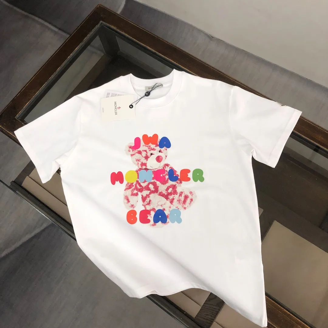 P160 MONCLER 25 The latest short-sleeved T-shirt for couples~Colorful bear element print~The upper body of the fabric is comfortable and breathable, not stiff, slim cut, made of high-customized pure cotton fabric! The upper body is comfortable and stylish, and it can be worn alone as an inner layer. It is a must-have for fashionistas! ! ! Color: Black White Orange Sky Blue Size: S M L XL (Loose fit! Please state your height and weight when placing an order)