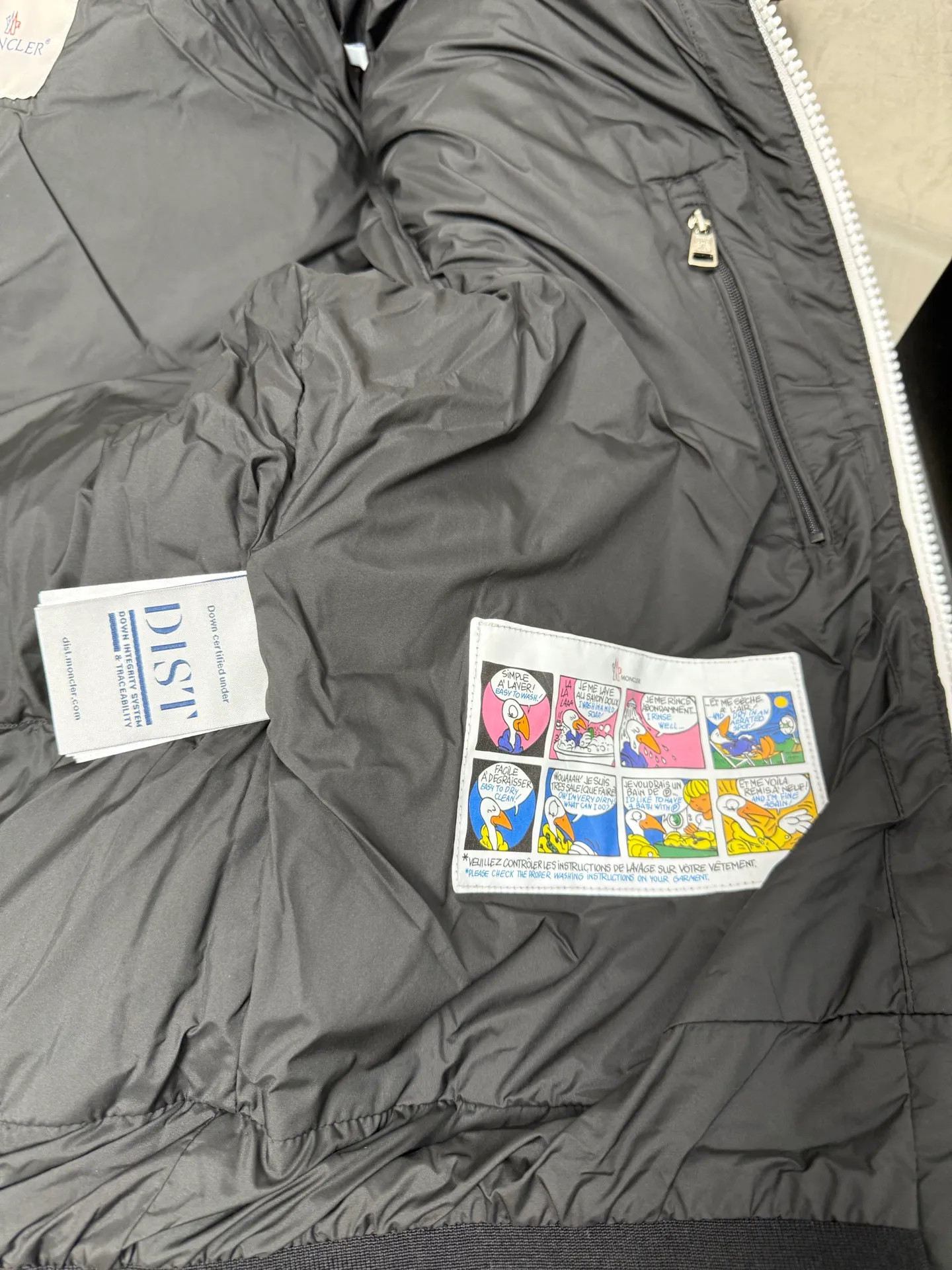 P980 Moncler autumn and winter new down jacket, top version, original customized hardware accessories, fully imported and original customized, full and fluffy, super heavy-duty, excellent fabric workmanship, perfect and super soft color, black, light khaki, size: 12345