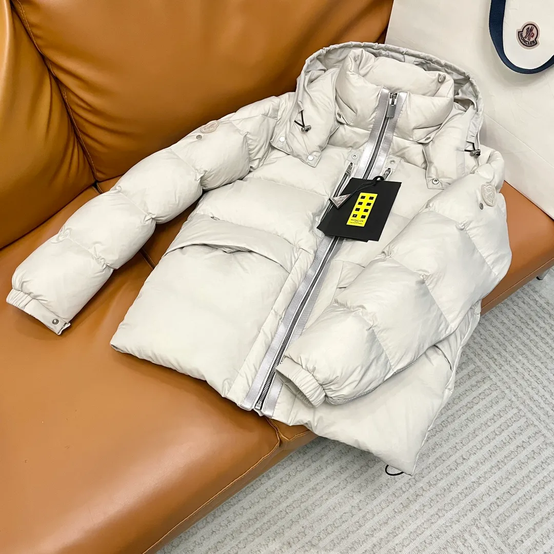 P900 Moncler Meng Mouth Genius Designer Series, 𝐌𝐨𝐧𝐜𝐥 𝐗 𝟏𝟎𝟏𝟕 𝐀𝐋𝐘𝐗 𝟗𝐒𝐌 co-branded down; all celebrities have the same style. A favorite among amateurs, a dark horse among down.