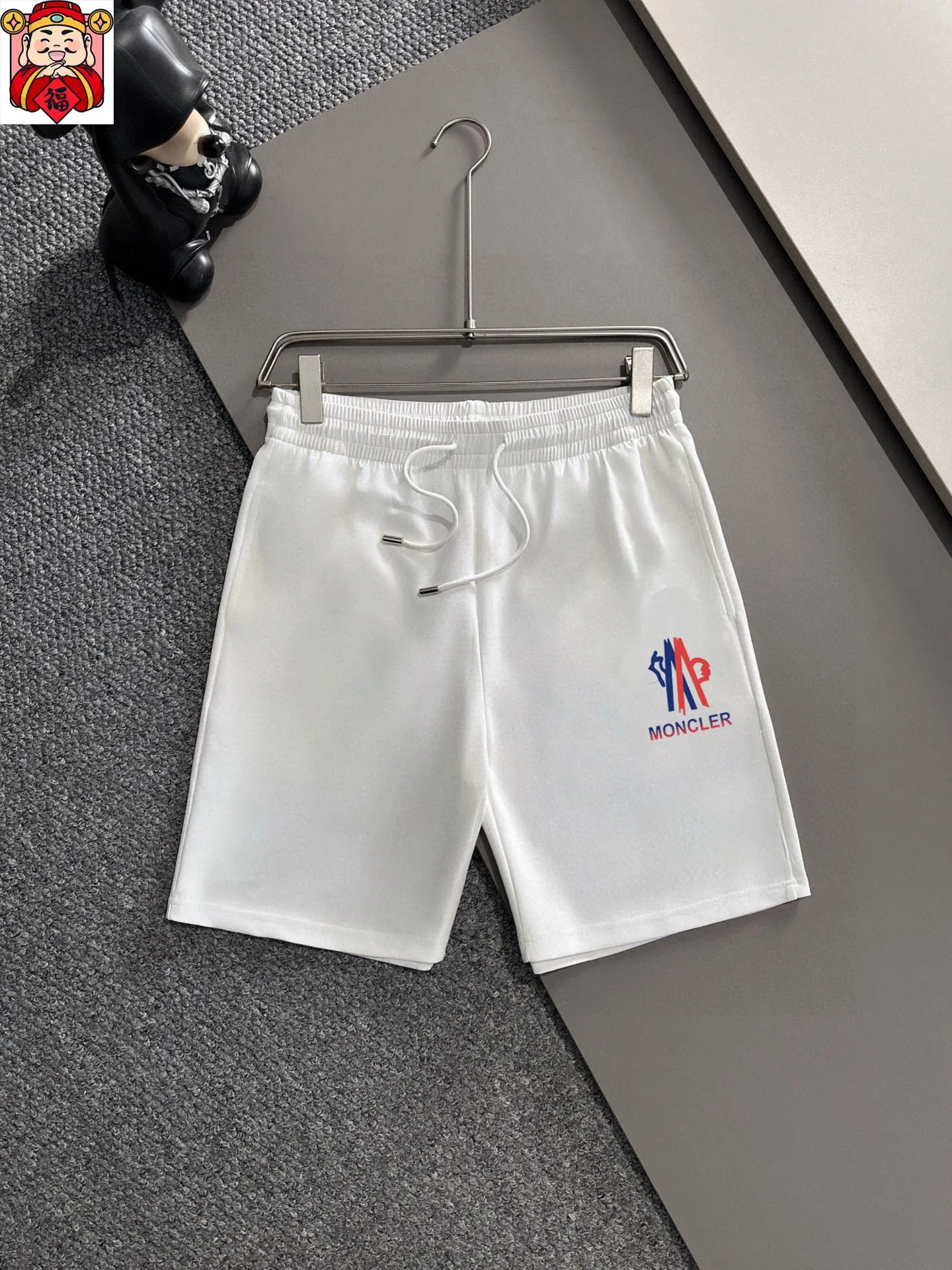 P290 💰 Brand [MONCLER] 2025 new men’s short-sleeved shorts suit! Synchronous sales on the official website! High-end version on the market! It feels delicate and soft! Make you more comfortable to wear! The draped silhouette is awesome! Size: M-5XL (please state your height and weight when placing an order)