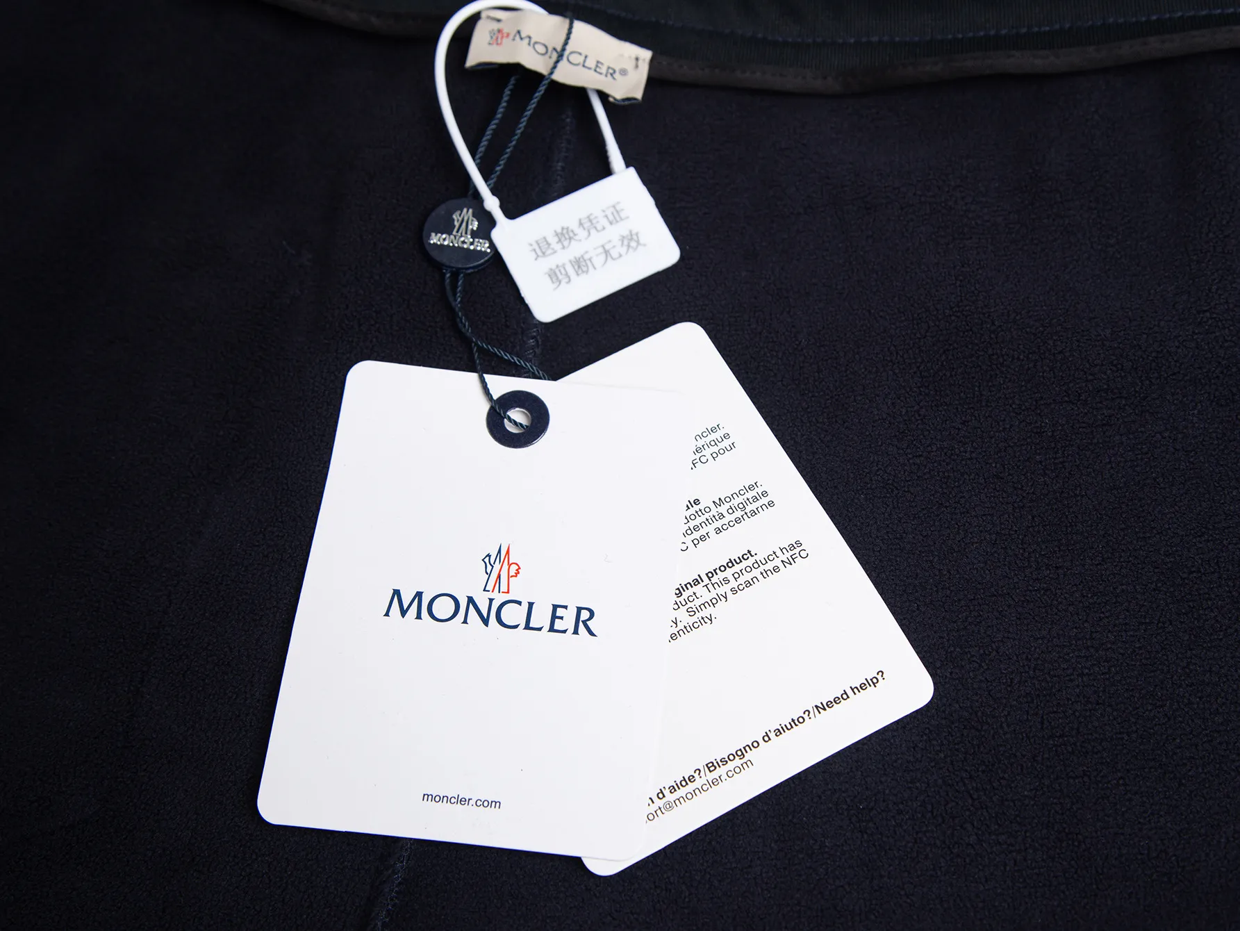 💰Coat 205, trousers 170, velvet style, popular recommendation for foreign trade orders - Moncler official website classic style, logo velvet and thickened casual jacket - Made of exclusive custom-made velvet and thickening, threaded in the same vat, custom-made accessories are complete, exclusive quality difference currency, welcome to compare -Color: black royal blue -Size: M L XL XXL