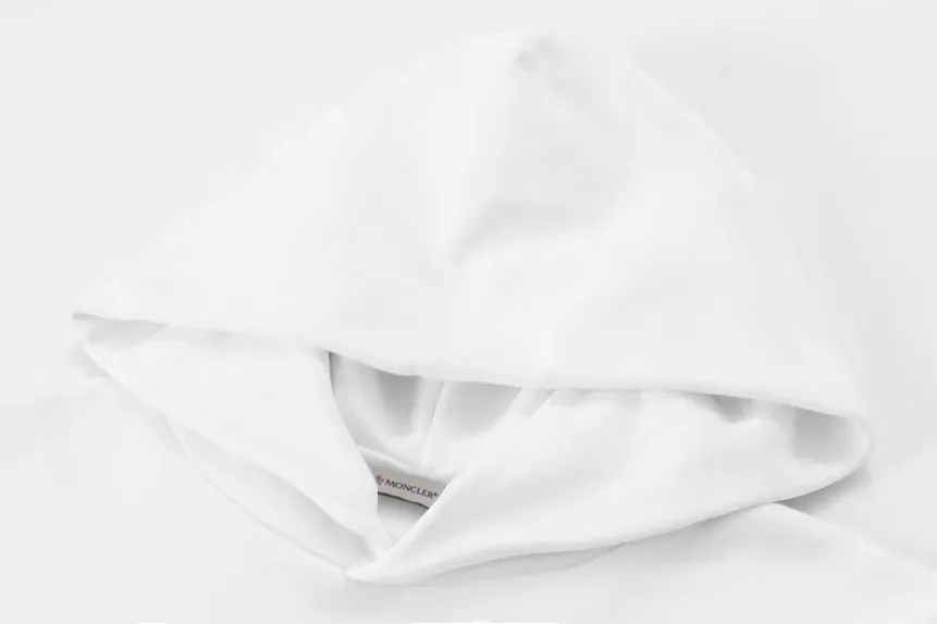 P270 Recommended for sale with confidence Moncler Mouth Mouth 480g Velvet printed hooded sweatshirt Australian velvet fabric is soft and comfortable, does not shrink, does not deform, does not pill) Original customized accessories Collar label Wash mark Hang tag Packaging (perfect details) Color White Black Size XS-L - Copy (20) - Copy