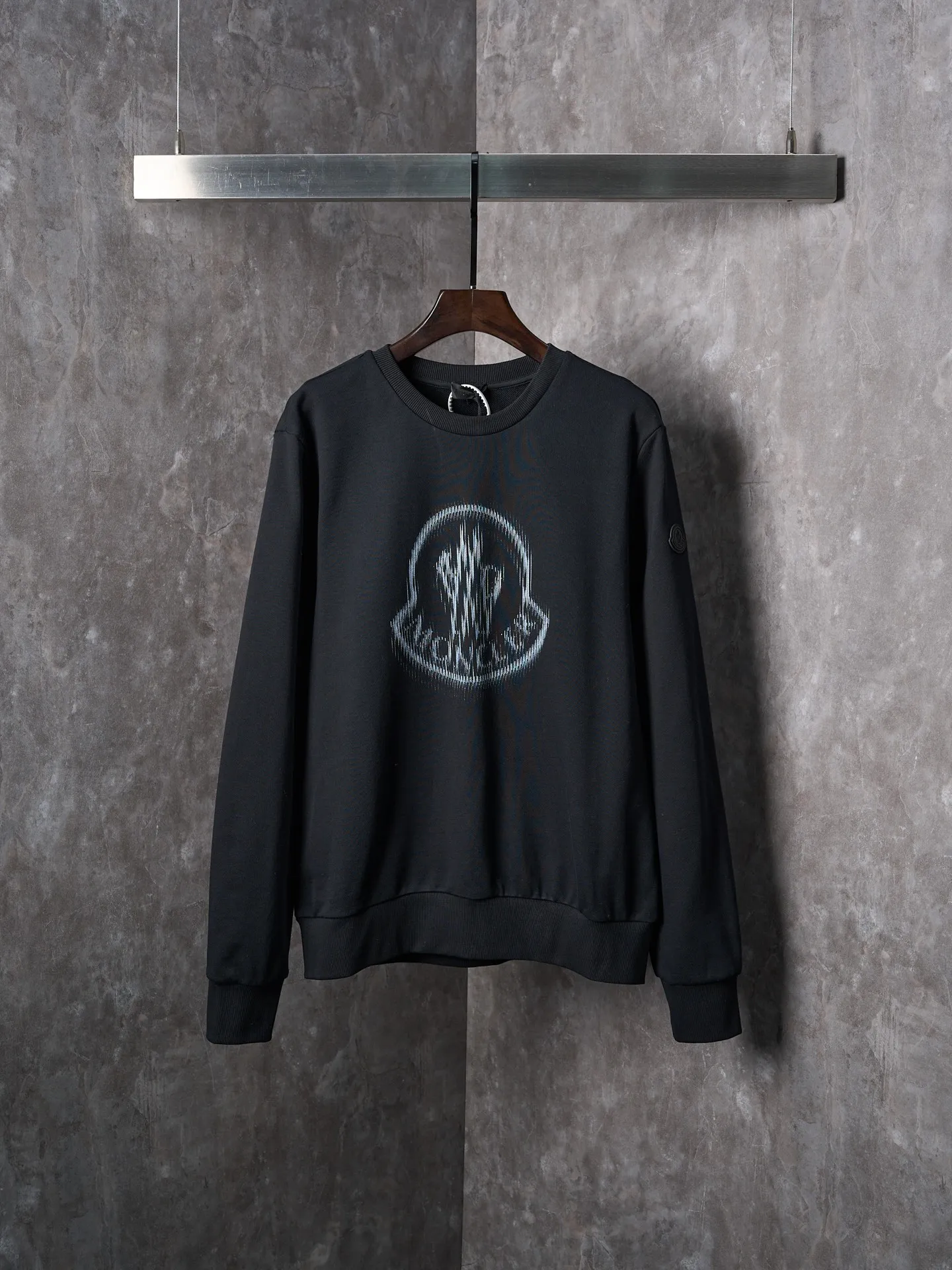 P330 [actual hanging auction] MONCLER/mask blur printed casual round neck long-sleeved sweatshirt [in stock] S M L