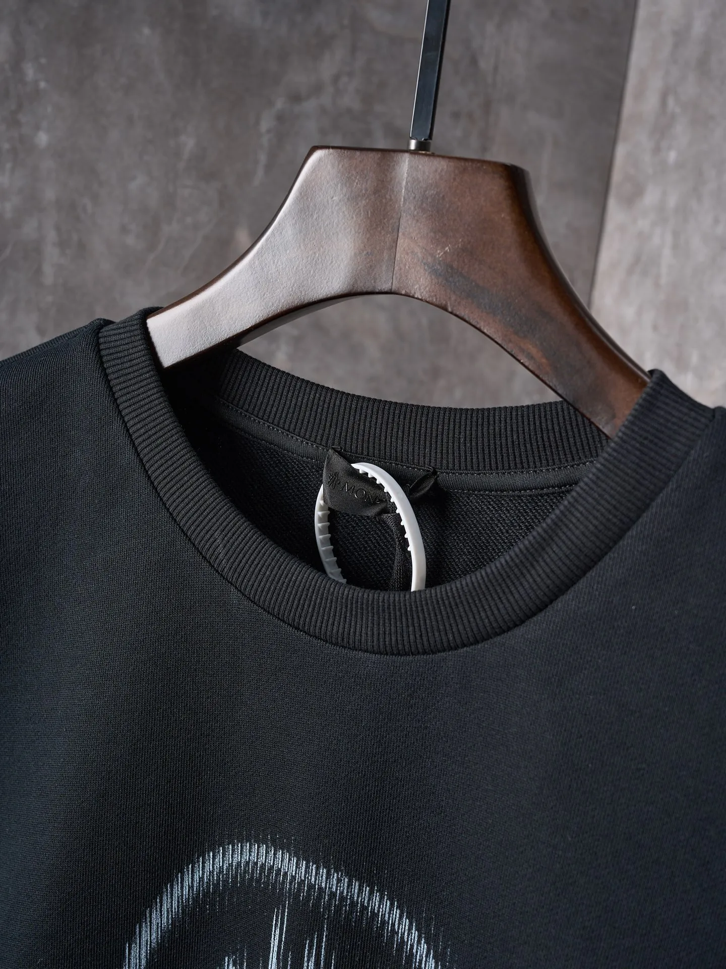 P330 [actual hanging auction] MONCLER/mask blur printed casual round neck long-sleeved sweatshirt [in stock] S M L