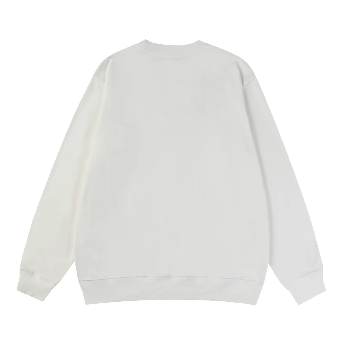 P210 Style number: 852 〈MONCLER〉 Mongolian flocked printed round neck sweatshirt. The price of Mongolian sweatshirt is actually quite advantageous. Anyone who has been to the counter should know that the price of Mongolian sweatshirt is not much cheaper than Gucci Burberry. It is just relatively low-key and unwilling to hype. It is a picture that you want to buy or not. The aloof existence... ✅460g 100% pure cotton wool fabric OS version is too large ✅Matched with the original high weight double yarn thread ✅Correct three-needle and five-thread craftsmanship Chain edge Color: Black White Royal Blue Size S M L