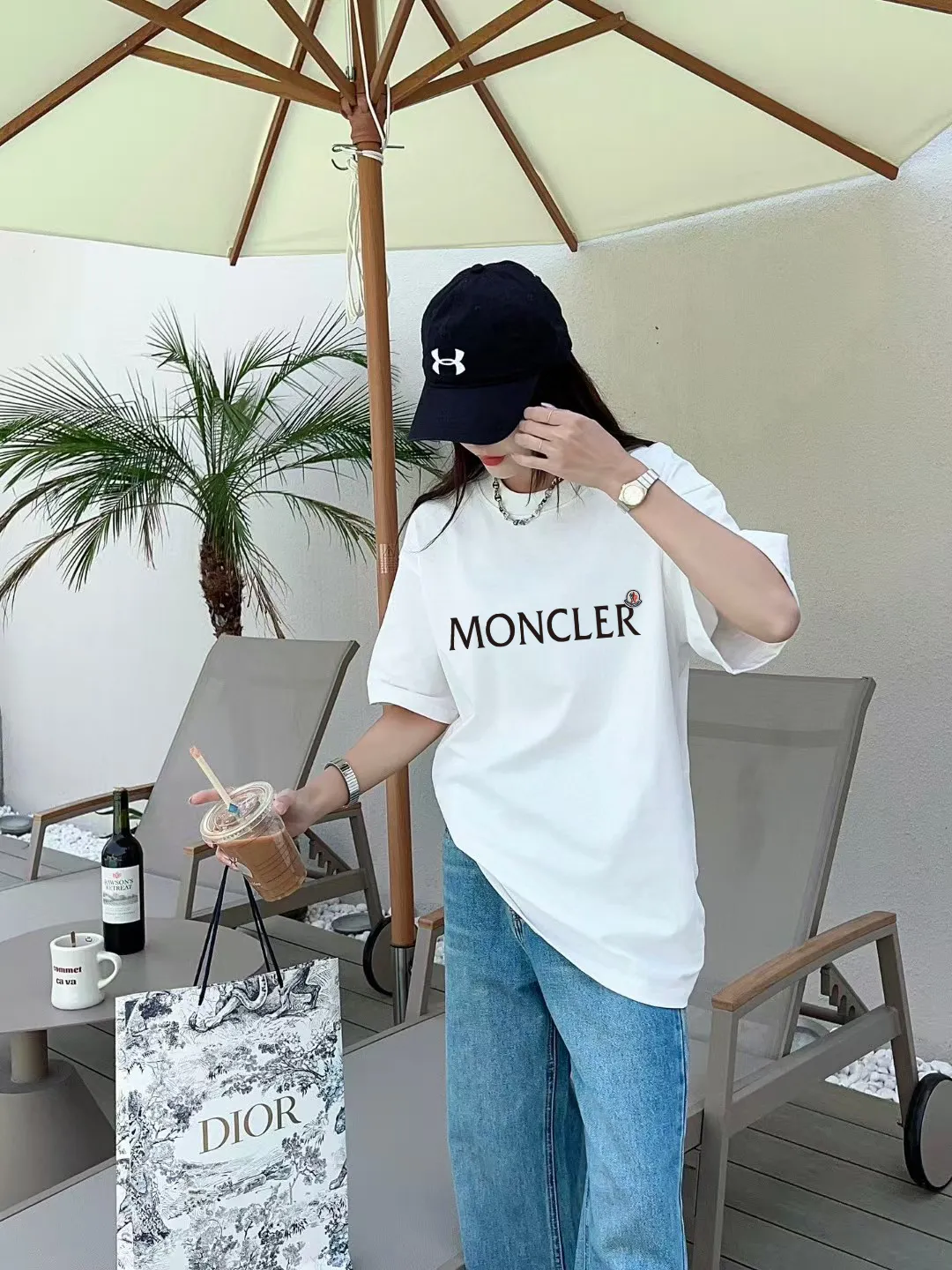 P140 [MONCLER] 2025FW short-sleeved T-shirt, badge + flocking LOGO, high-end 26s double yarn 300g fabric, heavy fabric, custom stretcher rib, same cylinder and dye, complete three standards, same style for men and women, color: black, white, size: S M L XL 2XL