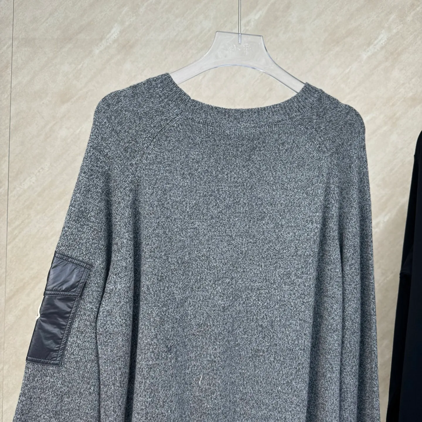 P410 MONCLER round neck long sleeve wool and cashmere sweater SIZE S/M/L/XL