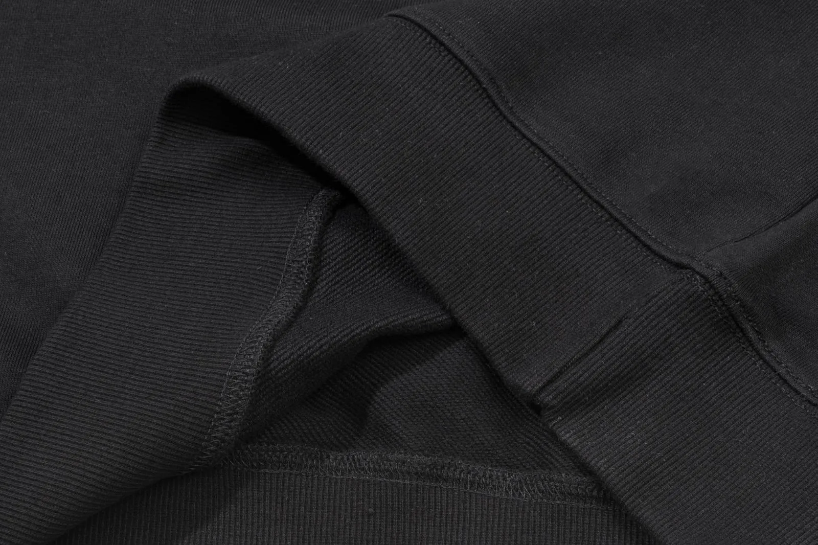 P200 [Moncler] 2025 autumn and winter new round neck sweatshirt High-end pure cotton double-ply 400g heavy terry cloth fabric Color: Black White Size: S M L XL 2XL