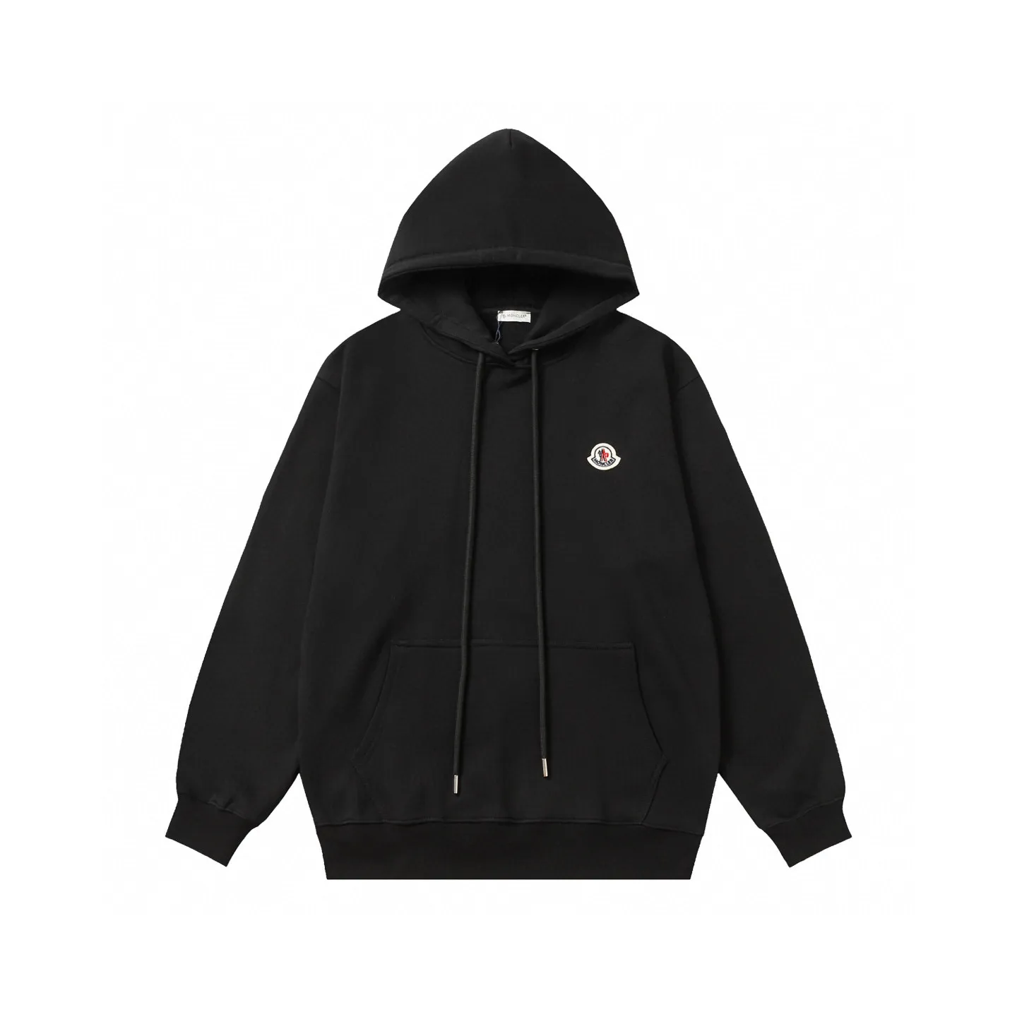 P228 Style number: 851 〈MONCLER〉Basic hooded sweatshirt for Mongolian mouth. The price of Mongolian sweatshirt is actually quite advantageous. Those who have been to the counters should know that the price of Mongolian hooded sweatshirt is not much cheaper than that of Gucci Burberry. It is just relatively low-key and unwilling to hype. It is a picture that you want to buy or not. The aloof existence... ✅Original custom-made with logo eyelets and hood ✅460g 100% cotton wool-eating fabric OS version is too big ✅Matched with the original high-weight double yarn thread ✅Correct three-needle and five-thread craftsmanship Chain edge Color: Black White Royal Blue Sky Blue Size S M L