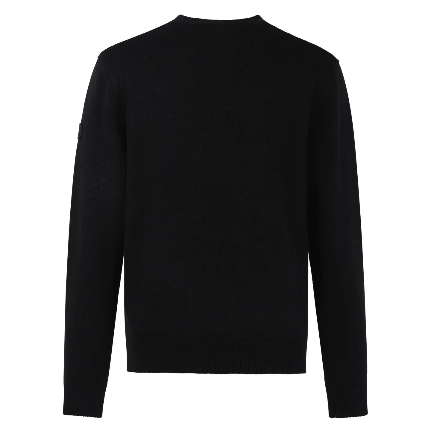 P450 [Exclusive supply] Moncler logo embroidered round neck long-sleeved sweater. The original version was purchased and developed for 3,773 yuan. The fabric is made of high-quality wool blended fabric, which has a soft and comfortable feel and good warmth retention. Classic round neck design, simple and elegant, suitable for daily wear. The brand logo on the chest uses fine embroidery technology, and the pattern is three-dimensional and clear, highlighting the brand recognition. The body has a form-fitting silhouette and a smooth cut for comfort and freedom of movement. In the production process, wool jacquard and wool enzyme washing technologies are used to make the fabric softer and skin-friendly while maintaining a stable pattern. The stitching is even and firm, and the details are meticulously handled, reflecting the brand's strict control over quality. The overall design is simple and elegant, suitable for various occasions. Whether it is business or leisure, it can show an elegant and decent style. The overall wiring is straight and delicate, the fabric is comfortable and soft, and the color is consistent without color difference. It can be matched with the same style to create a fashionable look and control various occasions. Customized accessories, complete with three standards, same style for men and women! Size:S-M-L-XL