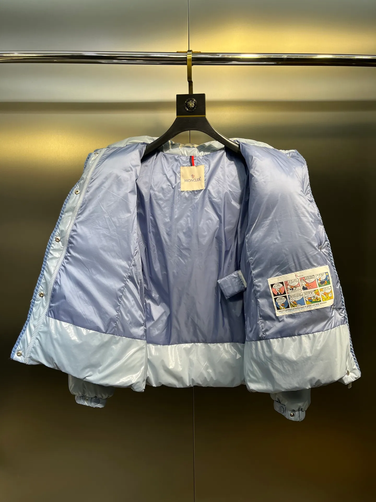 P860 Moncler🌟25 new oil wax leather waist style GLAREIN hooded long-sleeved down jacket for women. Oil wax leather coated new fabric, slim design style, warm and slimming, 90% duck down filling, molded custom hardware. Color: red, white, blue, black Code number: 1234