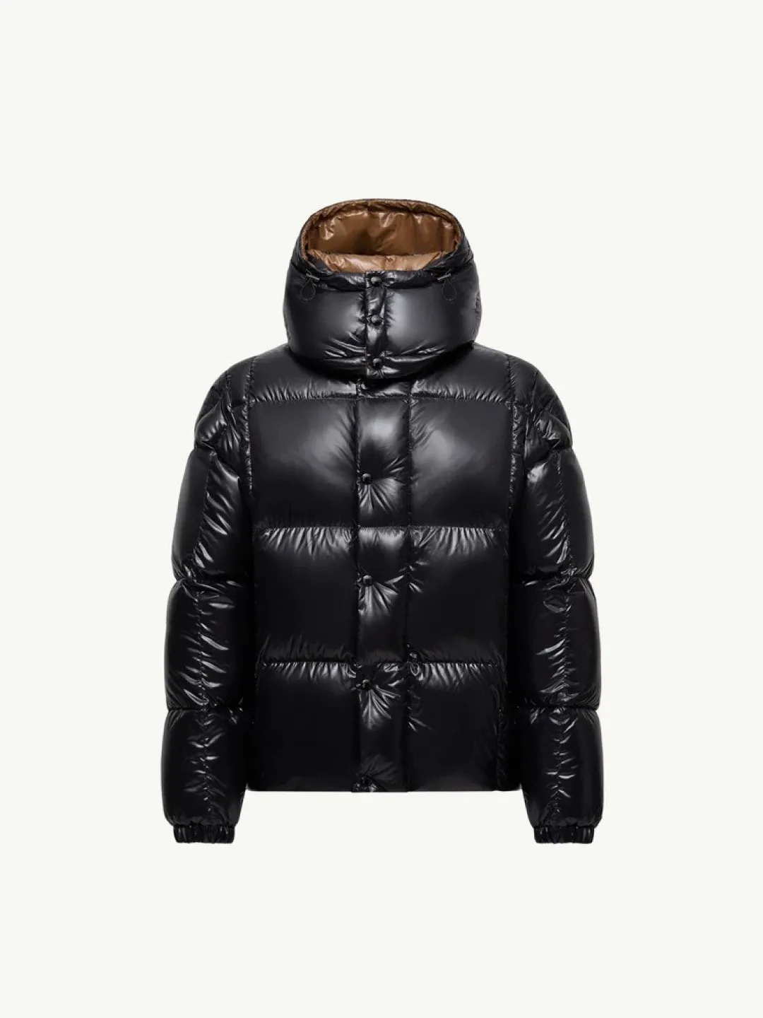 P800 Moncler's new Parana men's black gold hooded short down jacket, the Parana down jacket has an eye-catching glossy texture. This short down jacket is made of nylonlaque fabric, which is lightweight, warm, breathable and comfortable. The warm design and removable hood make it easy to handle all weather conditions. Size: 12345 Color: light brown black emerald green olive green