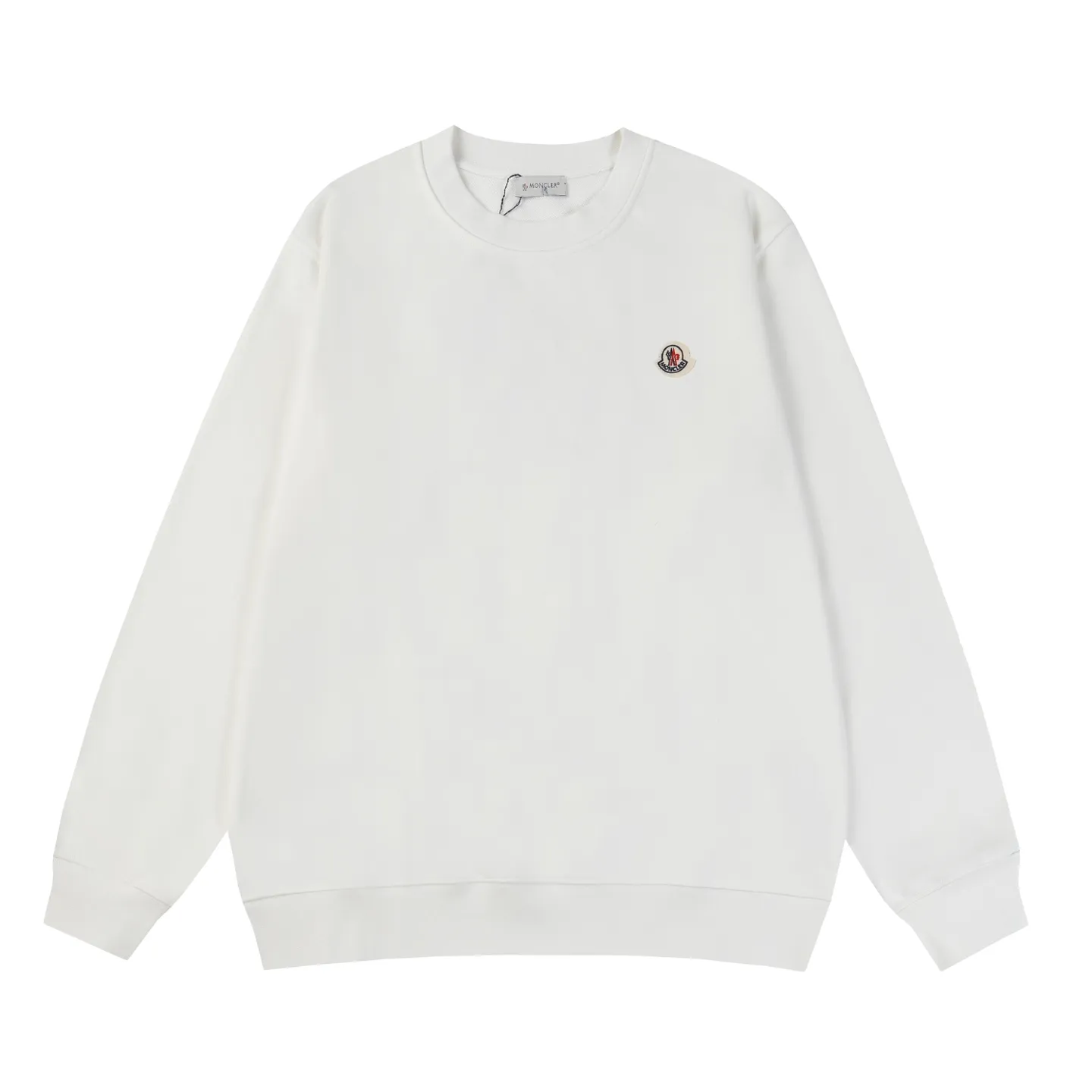 P194 Style No.: 850 〈MONCLER〉Basic Meng Mouth Round Neck Sweatshirt. The price of Meng Mouth Sweatshirt is actually quite advantageous. Those who have been to the counters should know that the price of Meng Mouth sweatshirt is not much cheaper than Gucci Burberry. It is just relatively low-key and unwilling to hype. It is a picture that you want to buy or not. It has an arrogant existence... ✅460g 100% pure cotton wool fabric OS version is too large ✅Combined with the original high weight double yarn thread ✅Correct three-needle and five-thread craftsmanship chain edge Color: Black White Royal Blue Sky Blue Size S M L