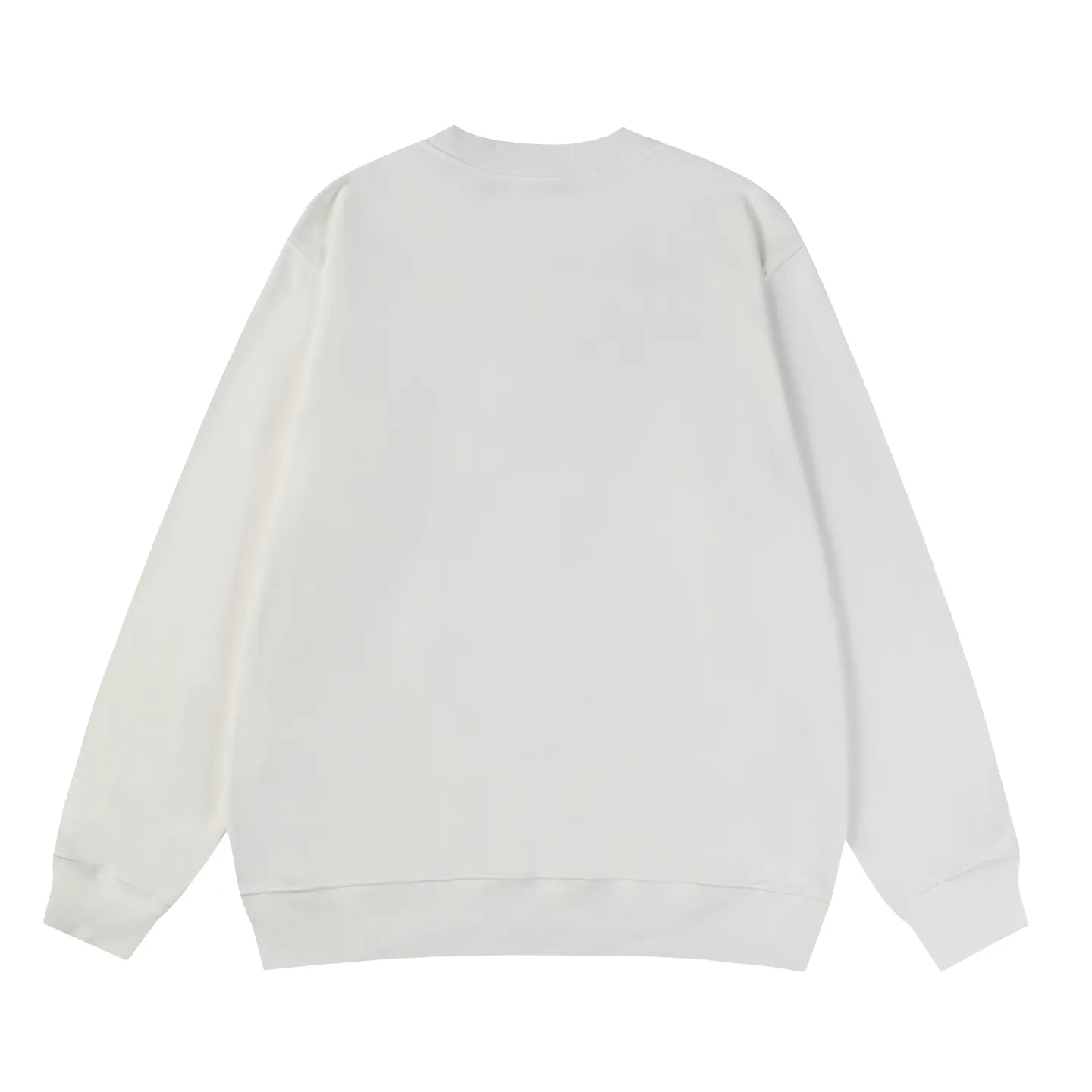 P194 Style No.: 850 〈MONCLER〉Basic Meng Mouth Round Neck Sweatshirt. The price of Meng Mouth Sweatshirt is actually quite advantageous. Those who have been to the counters should know that the price of Meng Mouth sweatshirt is not much cheaper than Gucci Burberry. It is just relatively low-key and unwilling to hype. It is a picture that you want to buy or not. It has an arrogant existence... ✅460g 100% pure cotton wool fabric OS version is too large ✅Combined with the original high weight double yarn thread ✅Correct three-needle and five-thread craftsmanship chain edge Color: Black White Royal Blue Sky Blue Size S M L